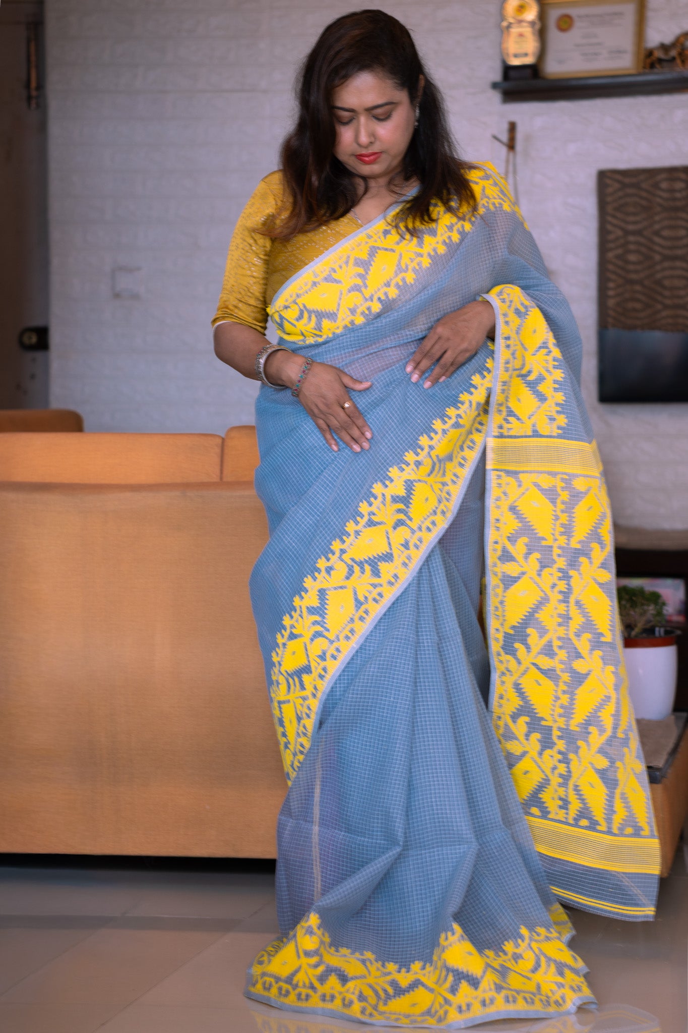 Gray Kota Dhakai Jamdani Saree - Uttariya