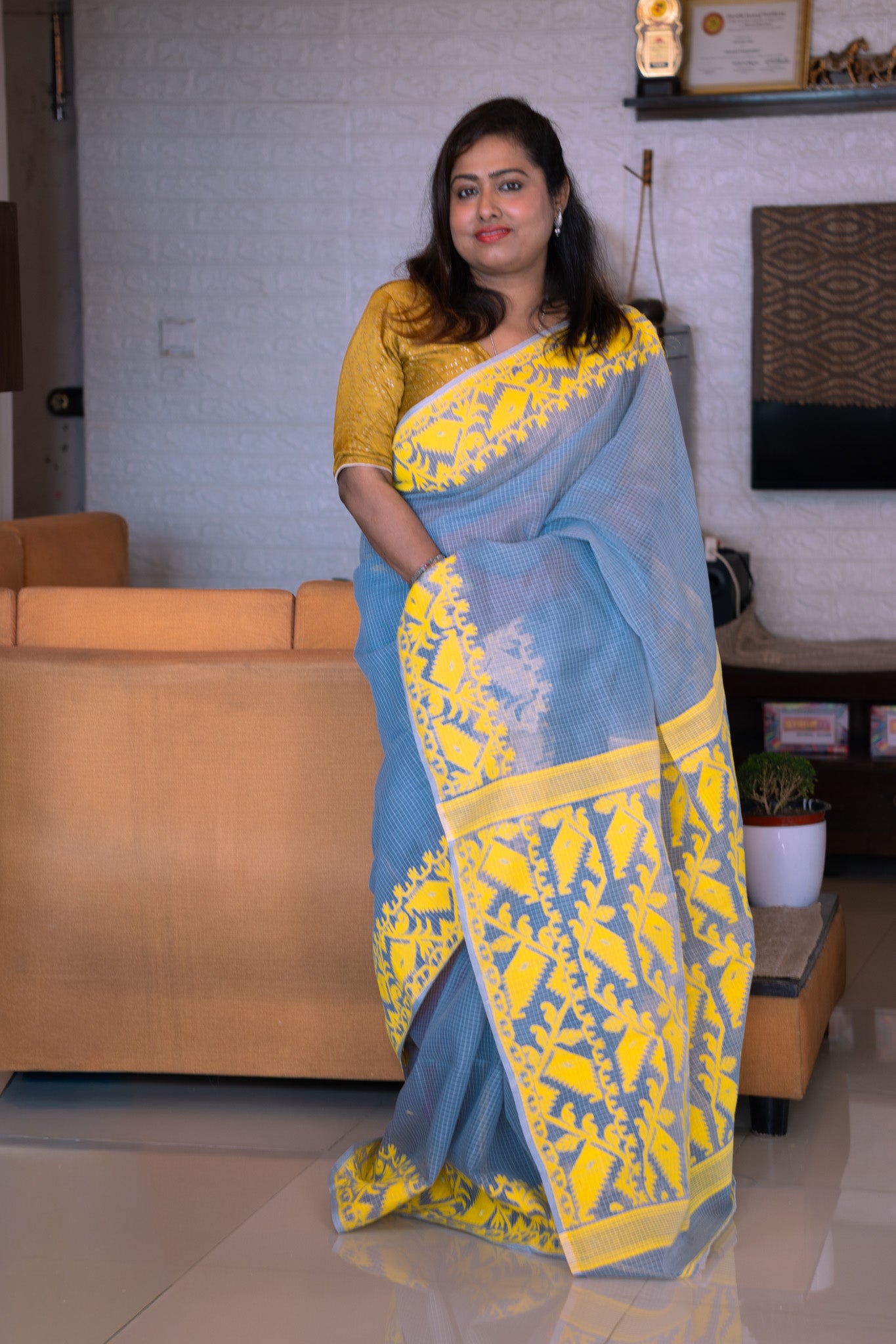 Gray Kota Dhakai Jamdani Saree - Uttariya