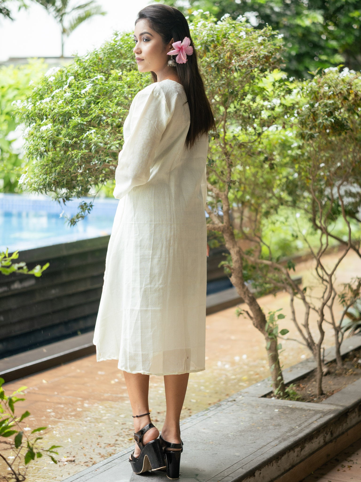 Elegant Off-White Cotton Midi Dress with Minimal Detailing