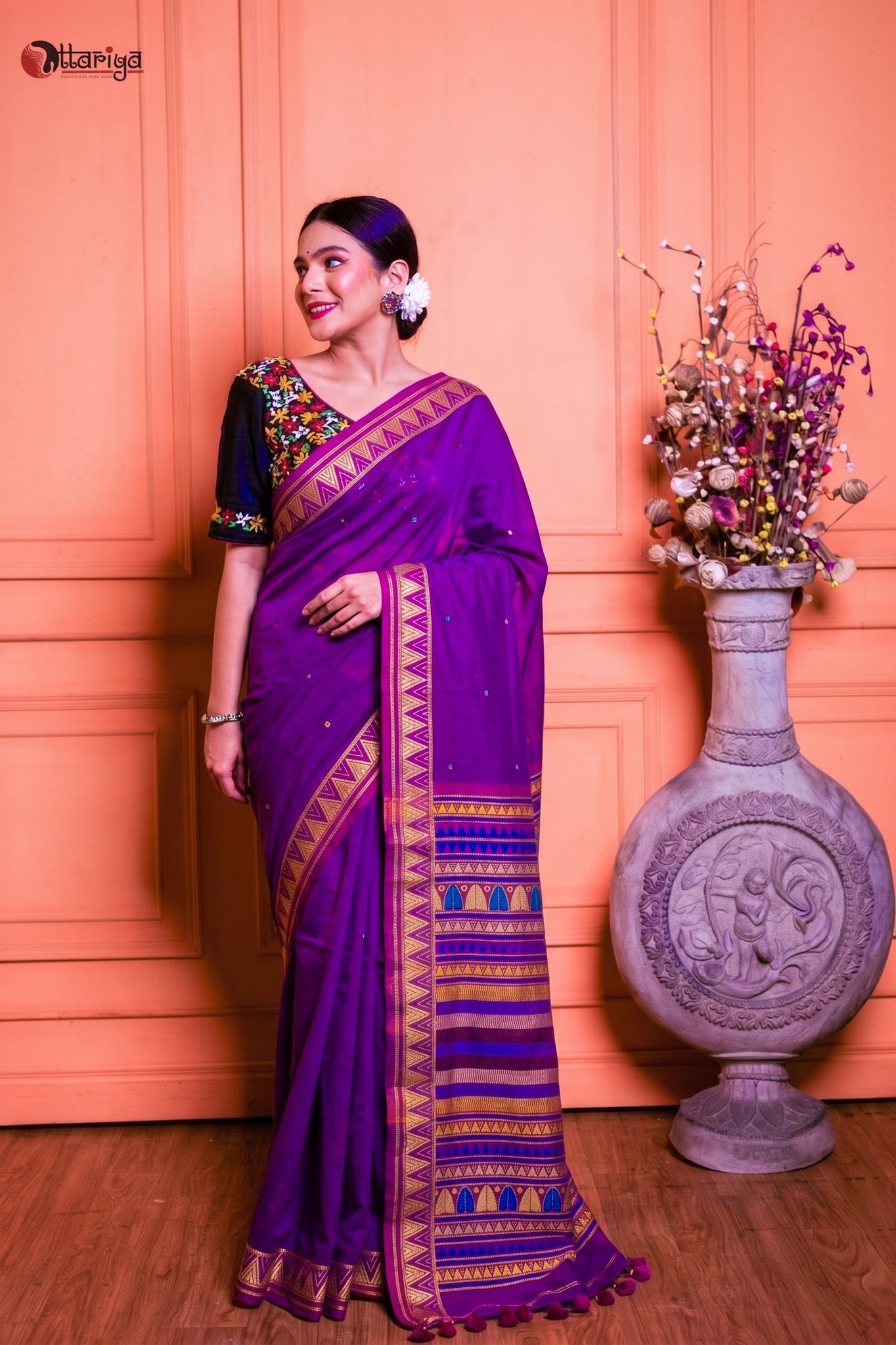 Nakshi Dongria Saree