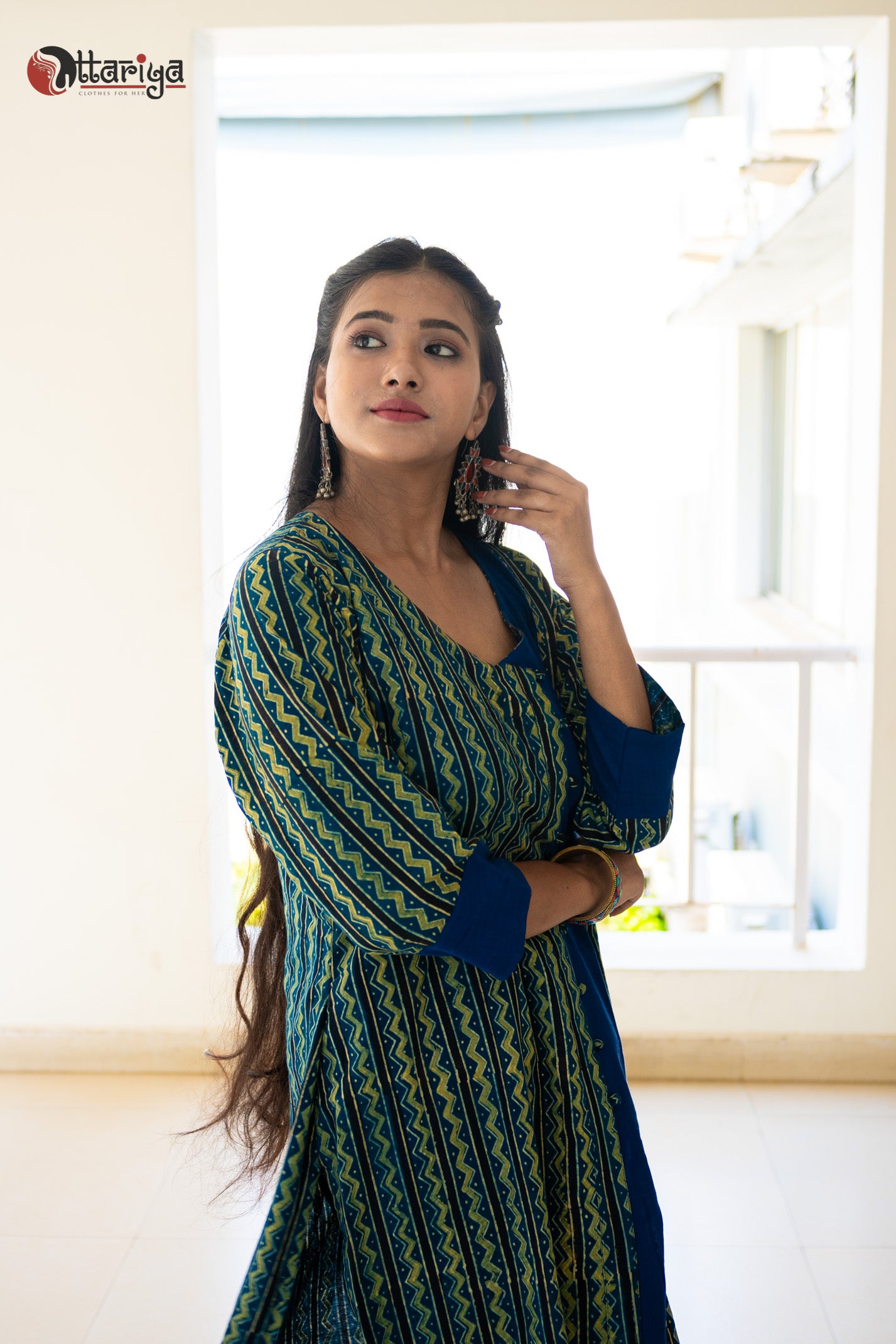 Organic Khadi Bliss Ajrakh Cotton Kurti - Uttariya