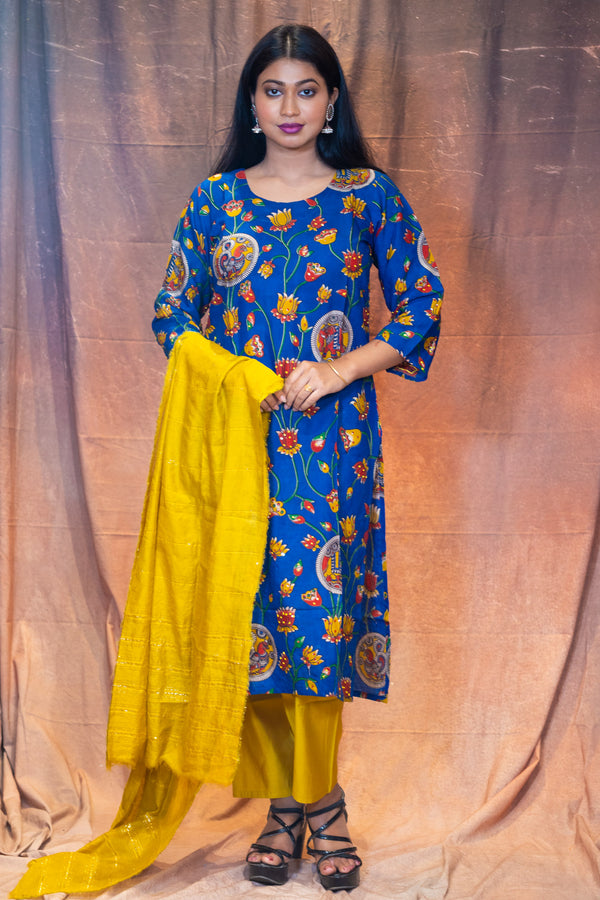 Madhavi Kurta Set