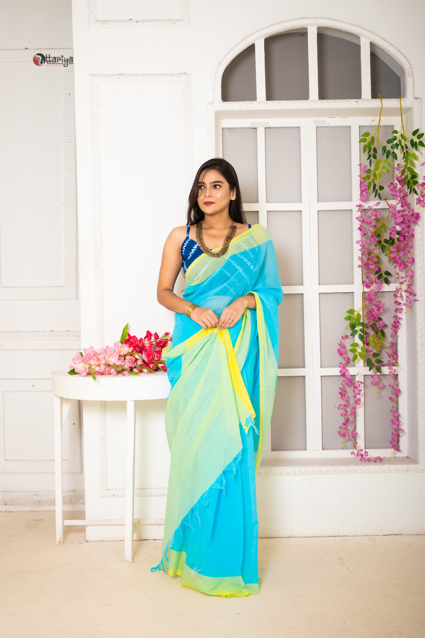 Turquoise rose Saree - Uttariya