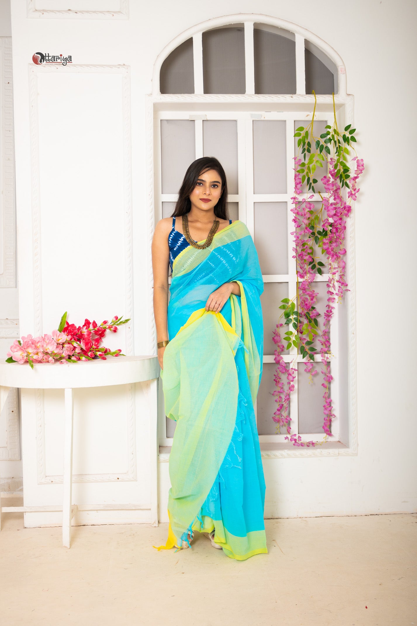 Turquoise rose Saree - Uttariya