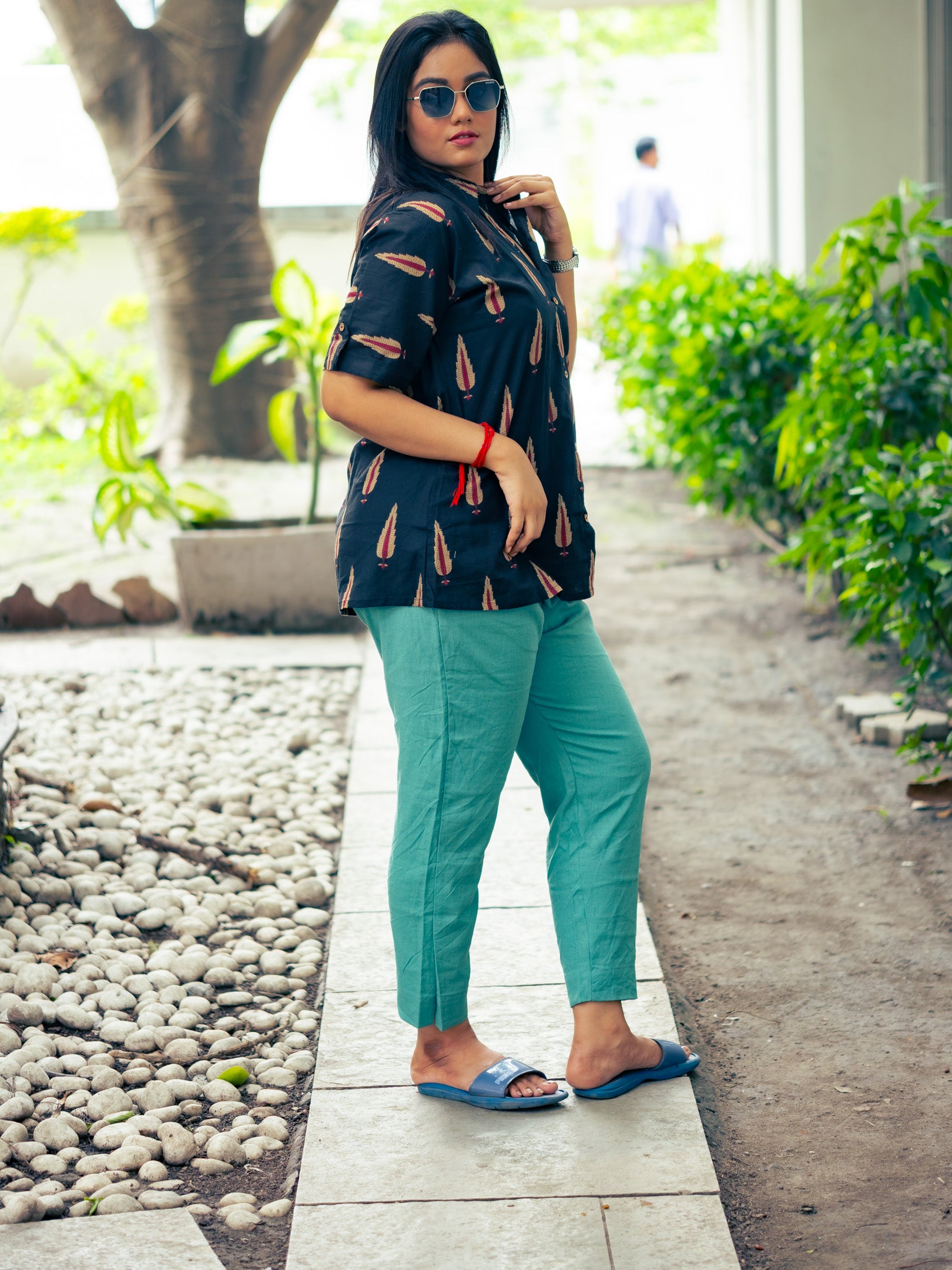 Female comfort fit Pant