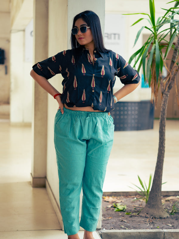 Female comfort fit Pant