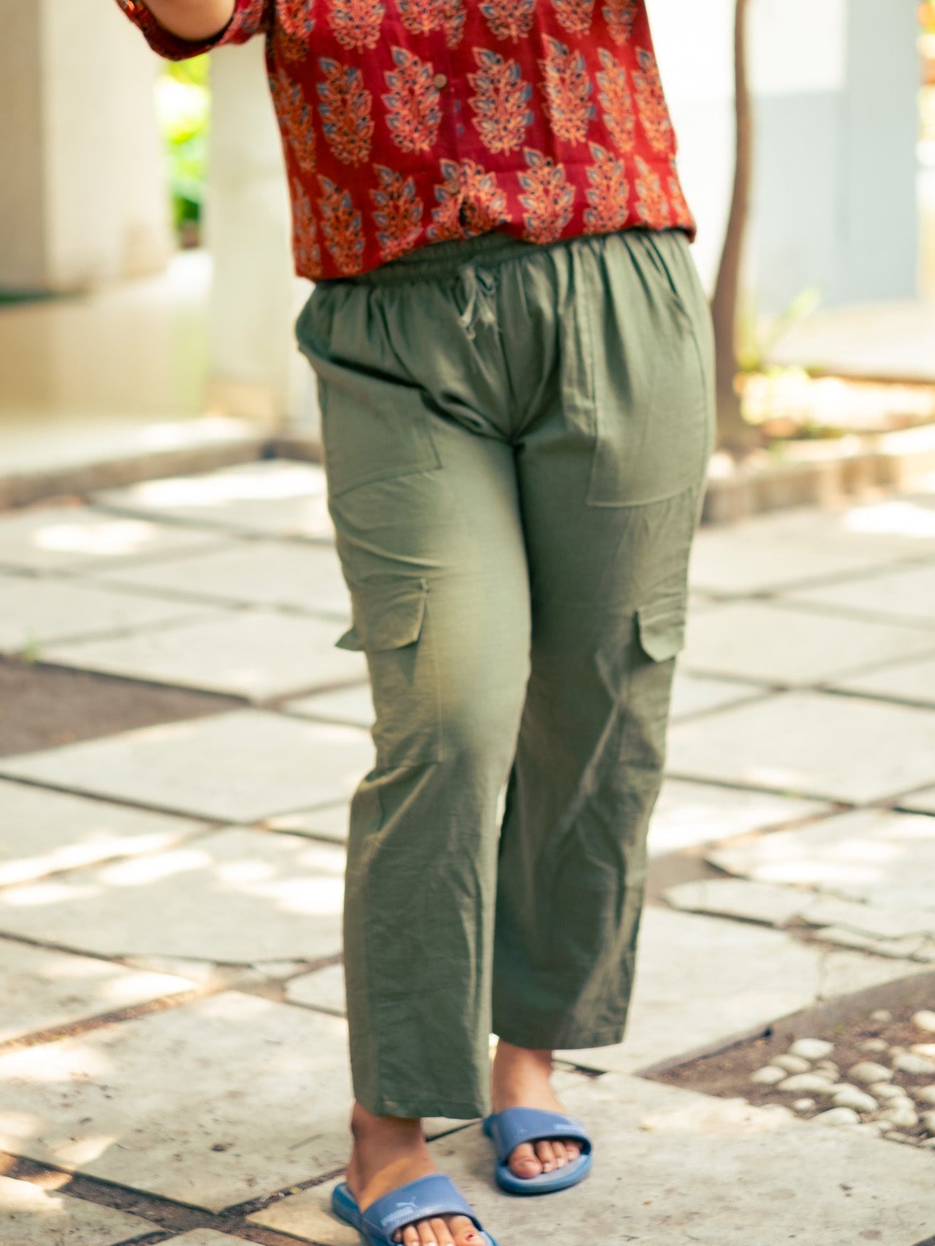 Female comfort fit Pant
