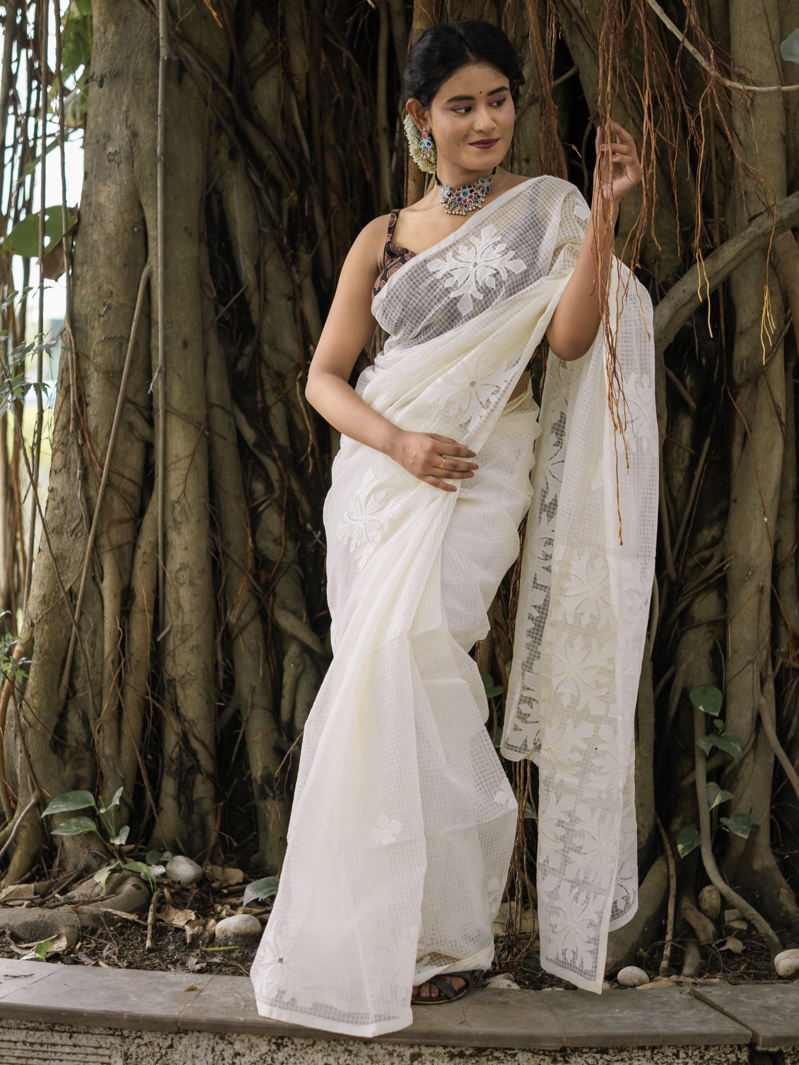 White Saga Saree