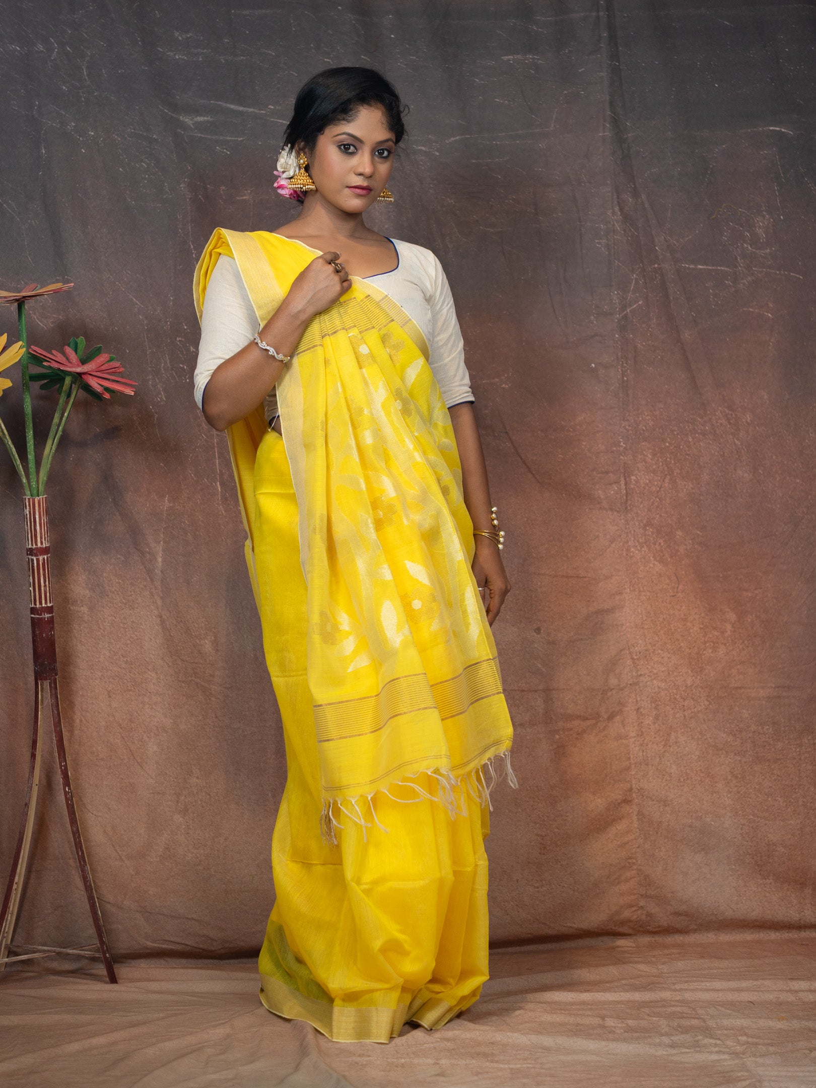 Yellow gold Saree