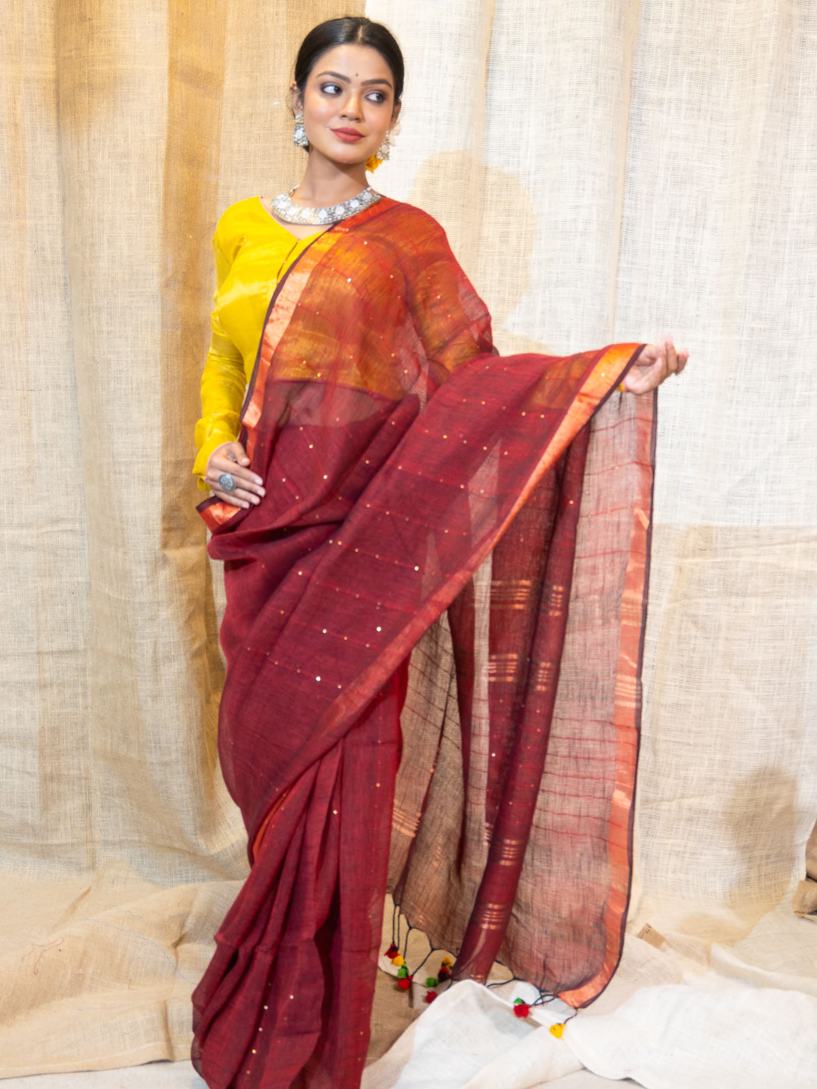 Woven Design Pure Linen Saree