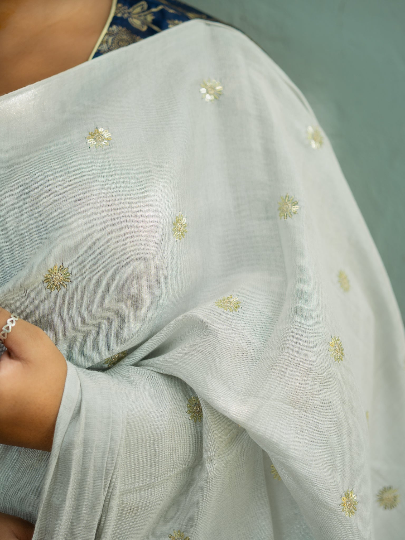 Liyasa glam Sitara Tissue Saree