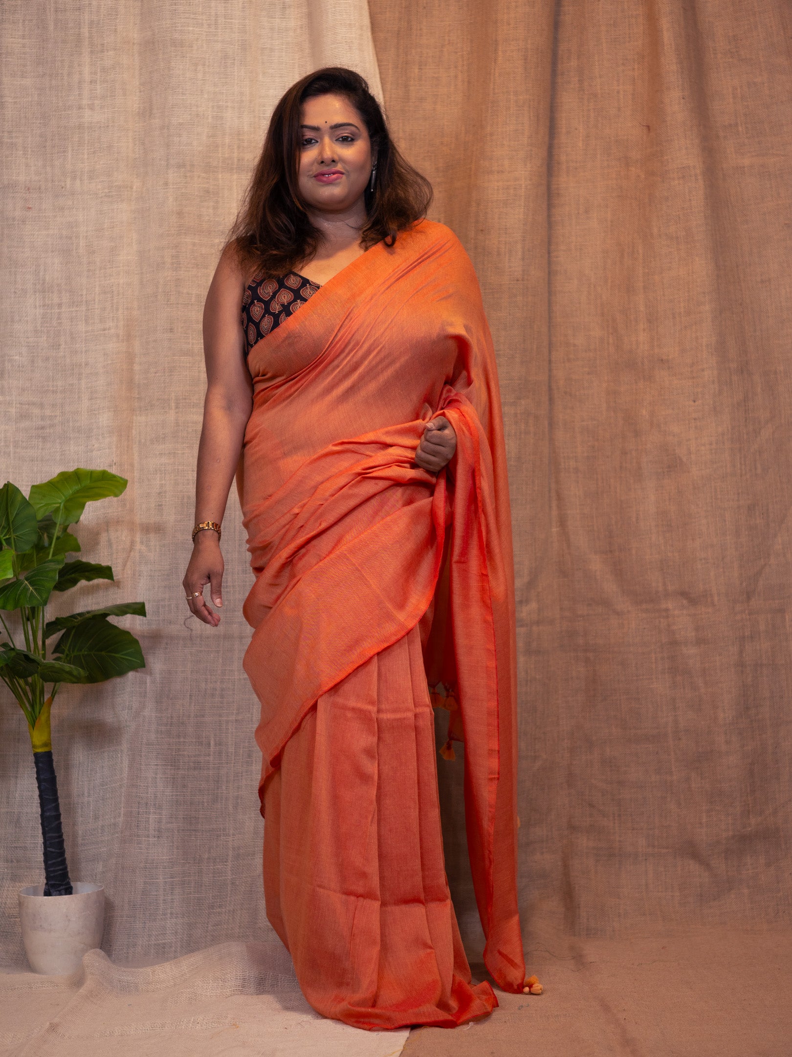Sheen Cotton Linen Saree
