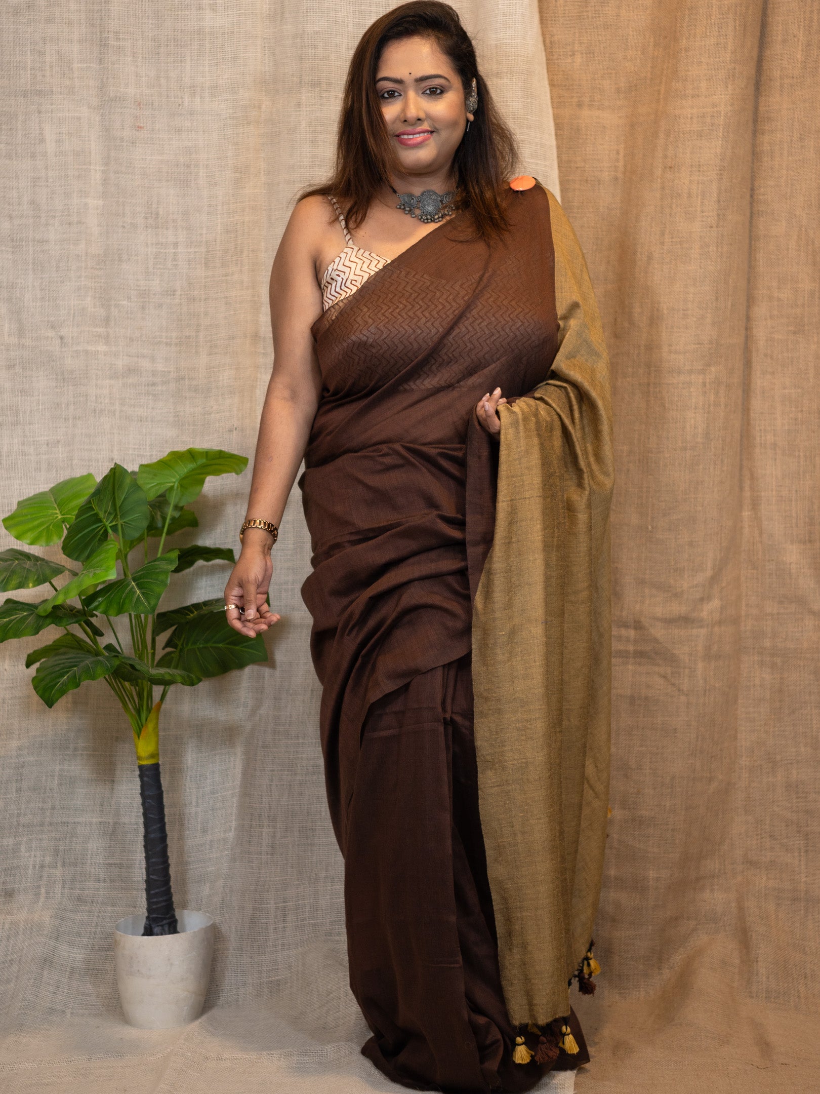 Bistre Brown Luxe Cotton Linen Saree