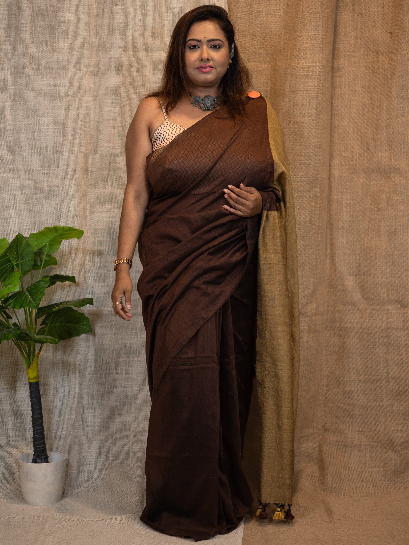 Bistre Brown Luxe Cotton Linen Saree