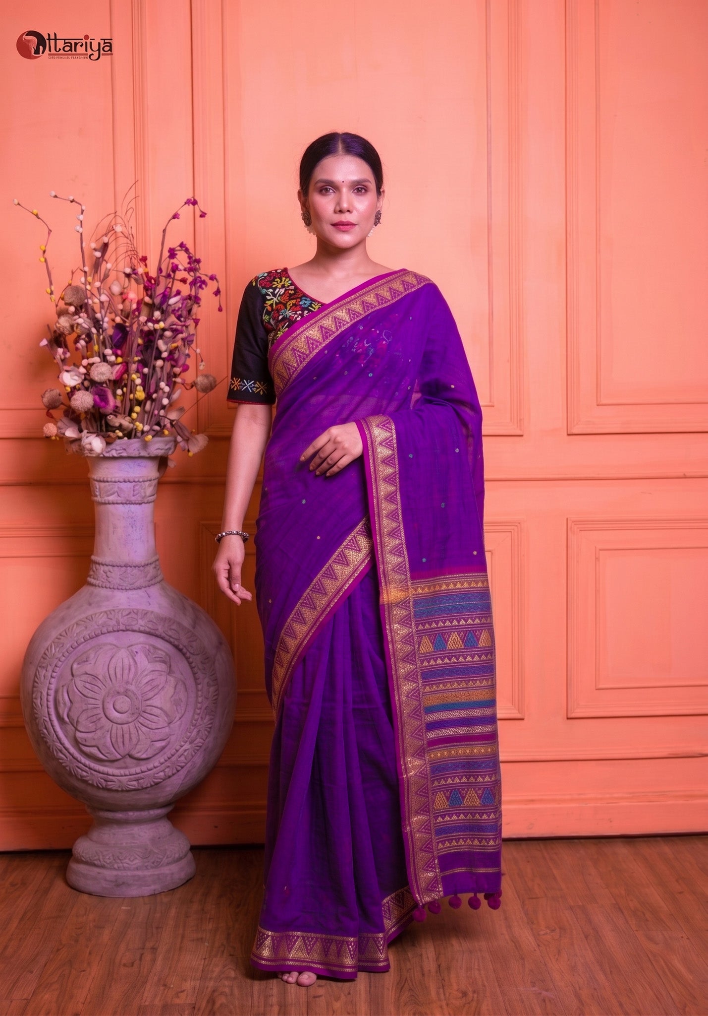 Nakshi Dongria Saree
