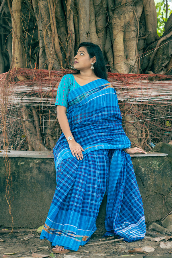 Nila gamcha Saree