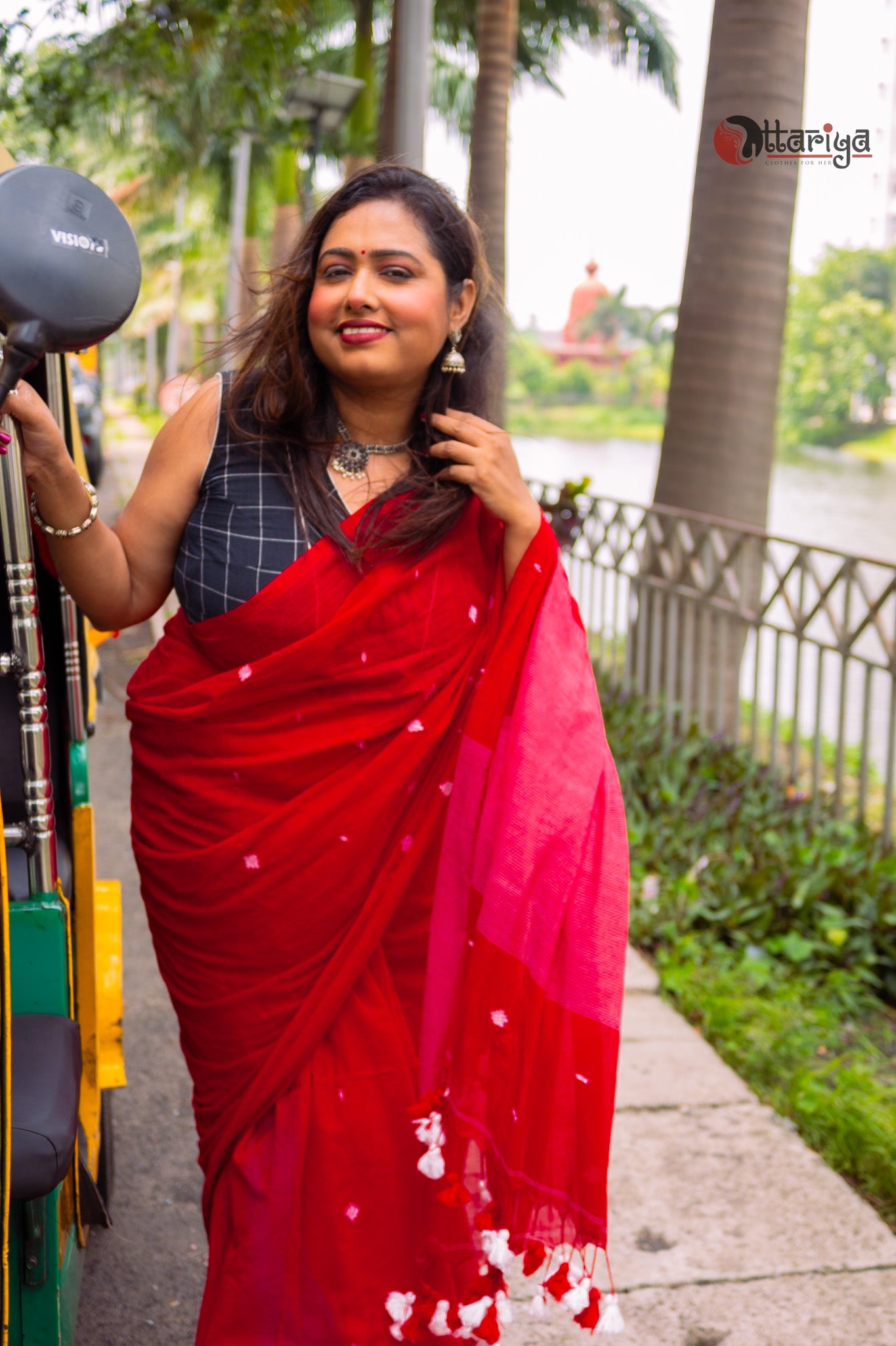 Red love Jamdani Saree