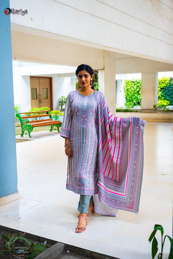 Gray Pashmina Silk Suit Set - Uttariya