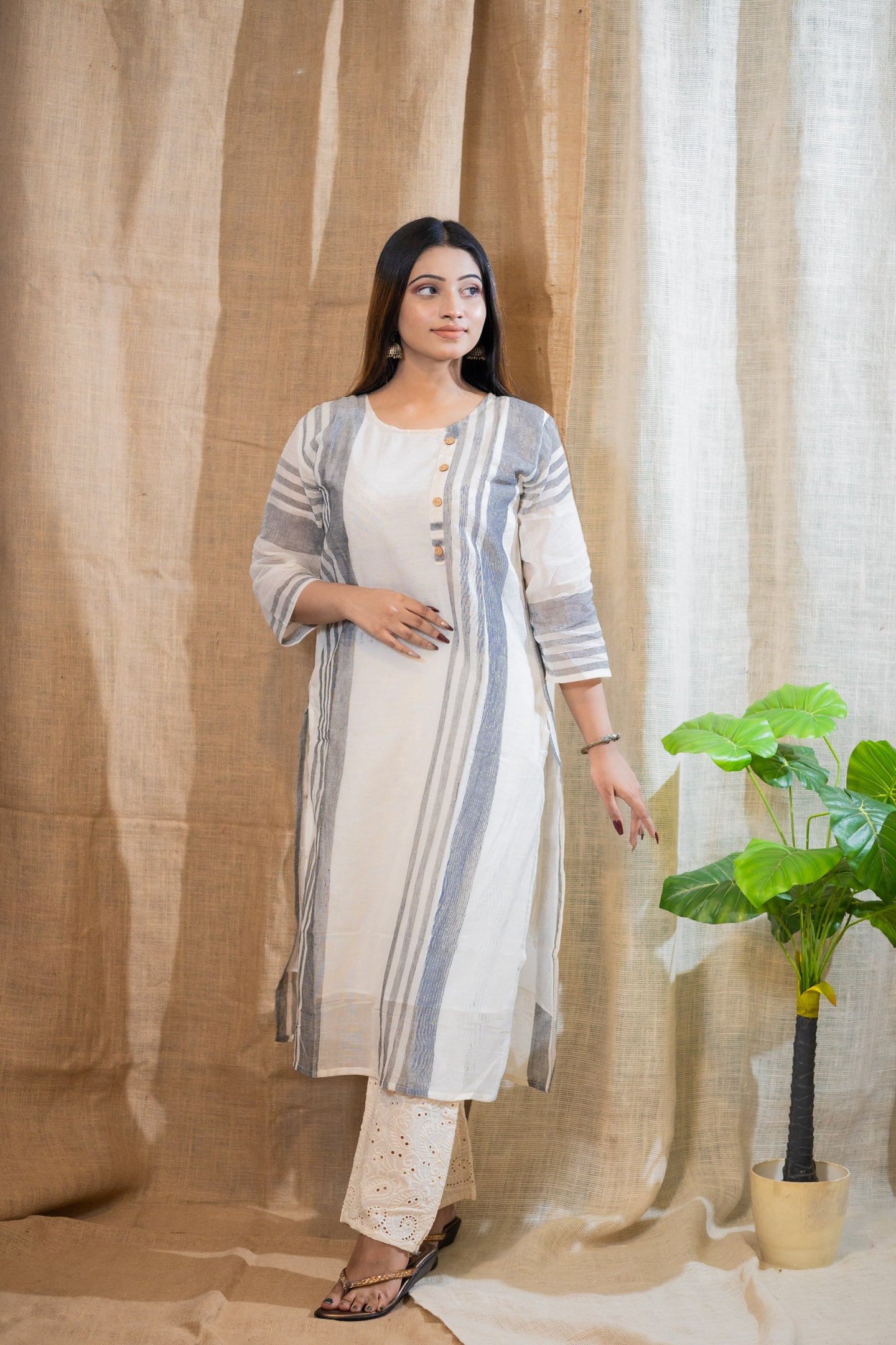 Charm Kurta white