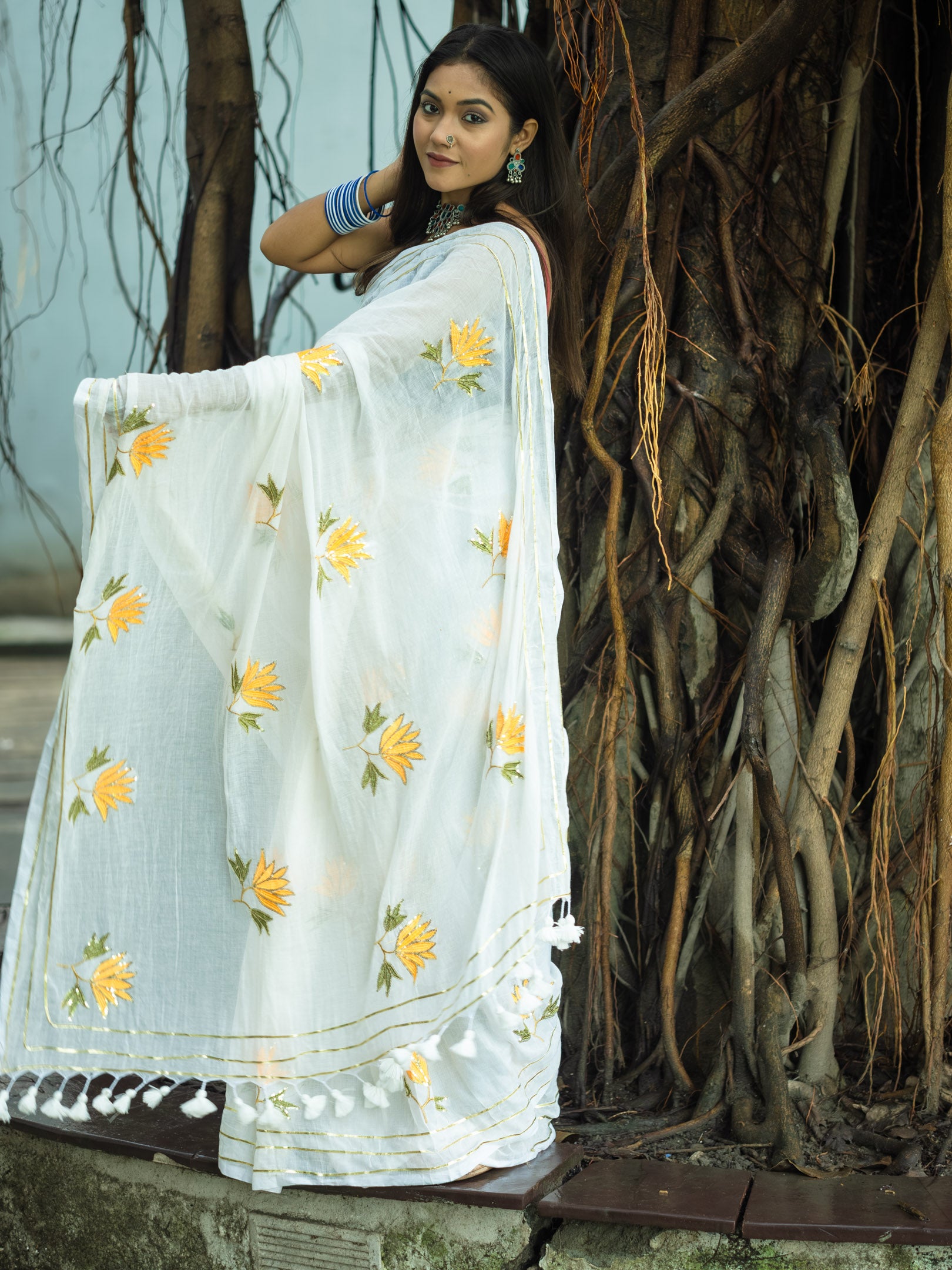 White Handloom Cotton Saree with Floral Embroidery
