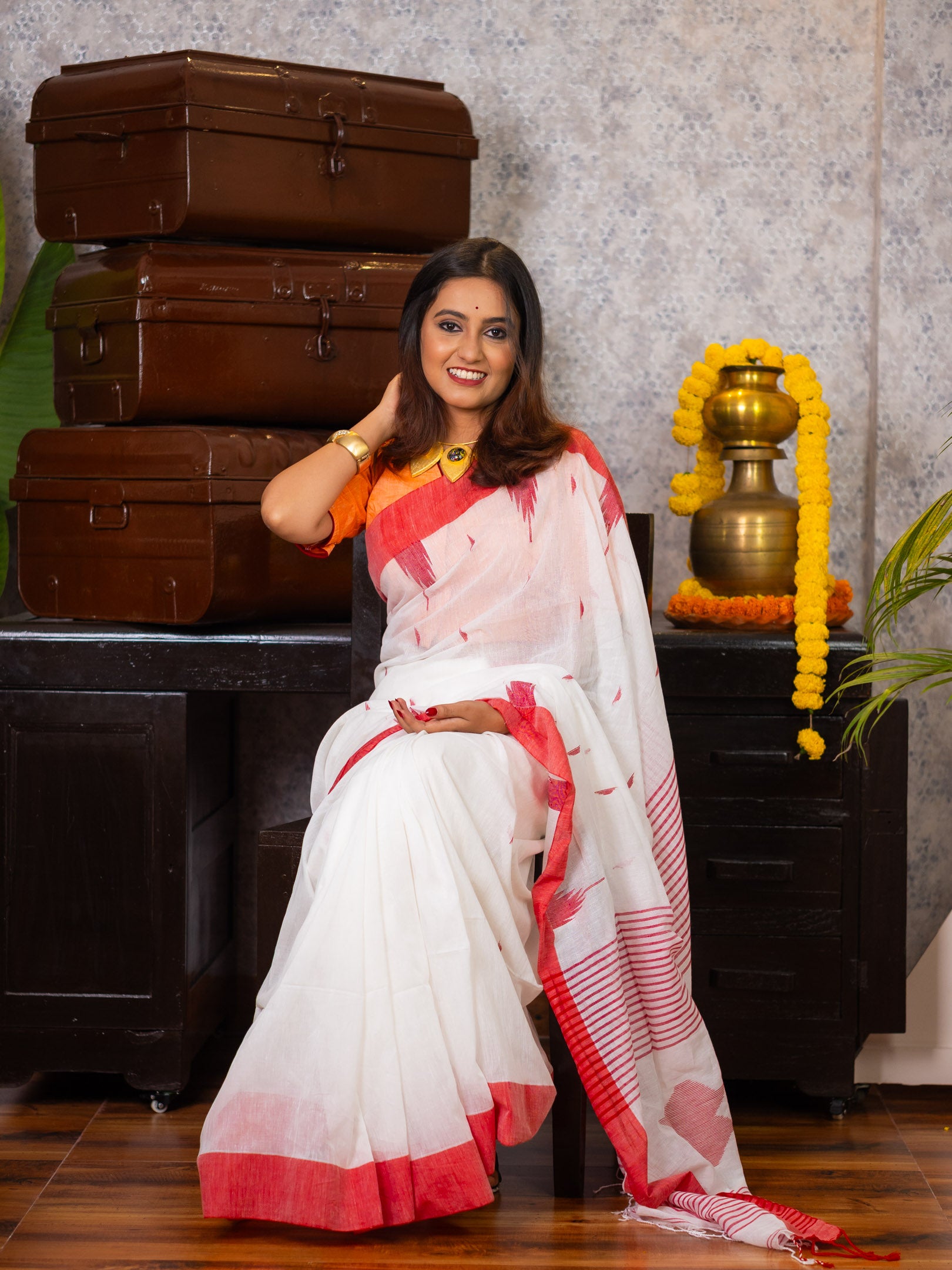 Aparajita – Red & White Bengal Cotton Saree