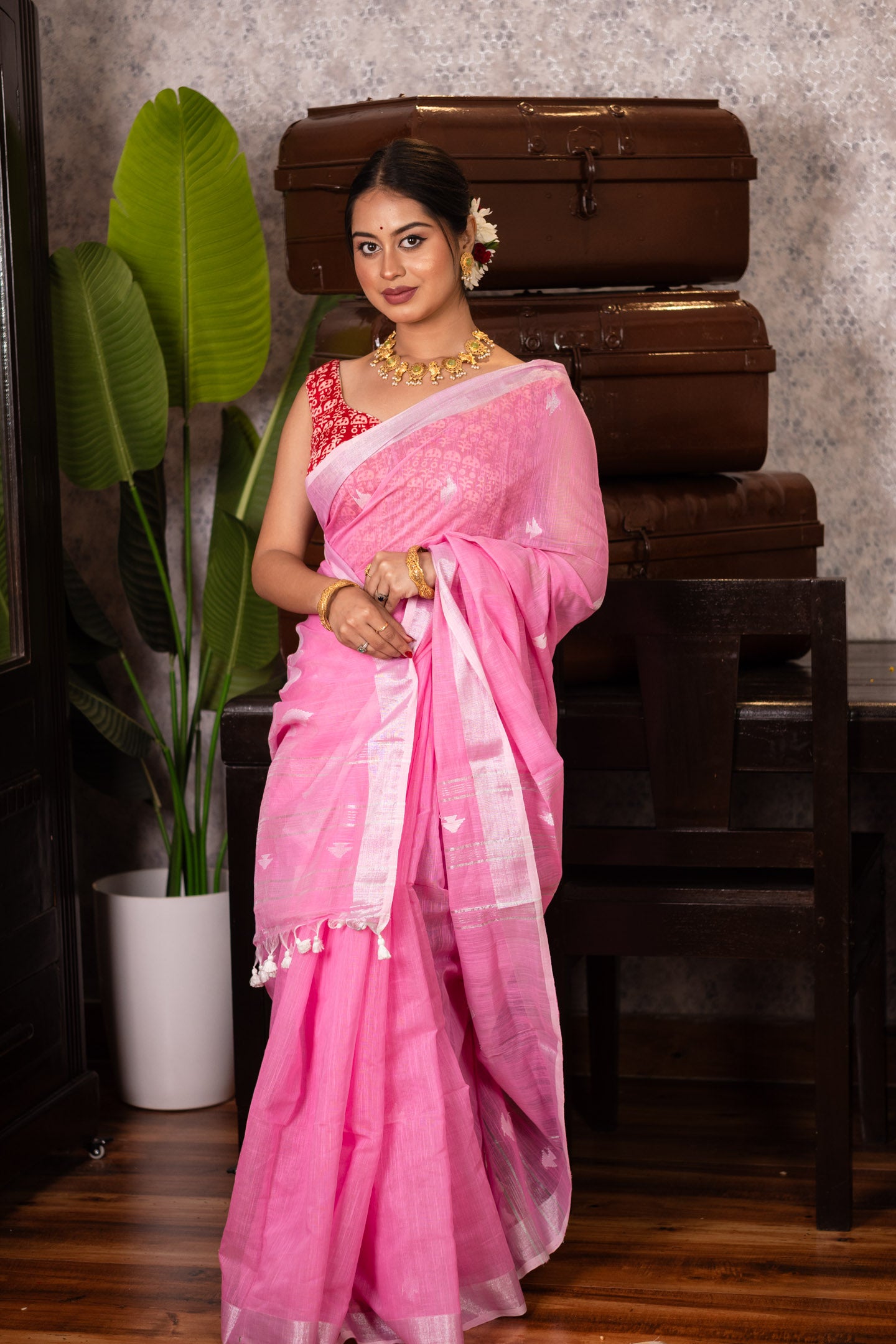 Gulaboo saree