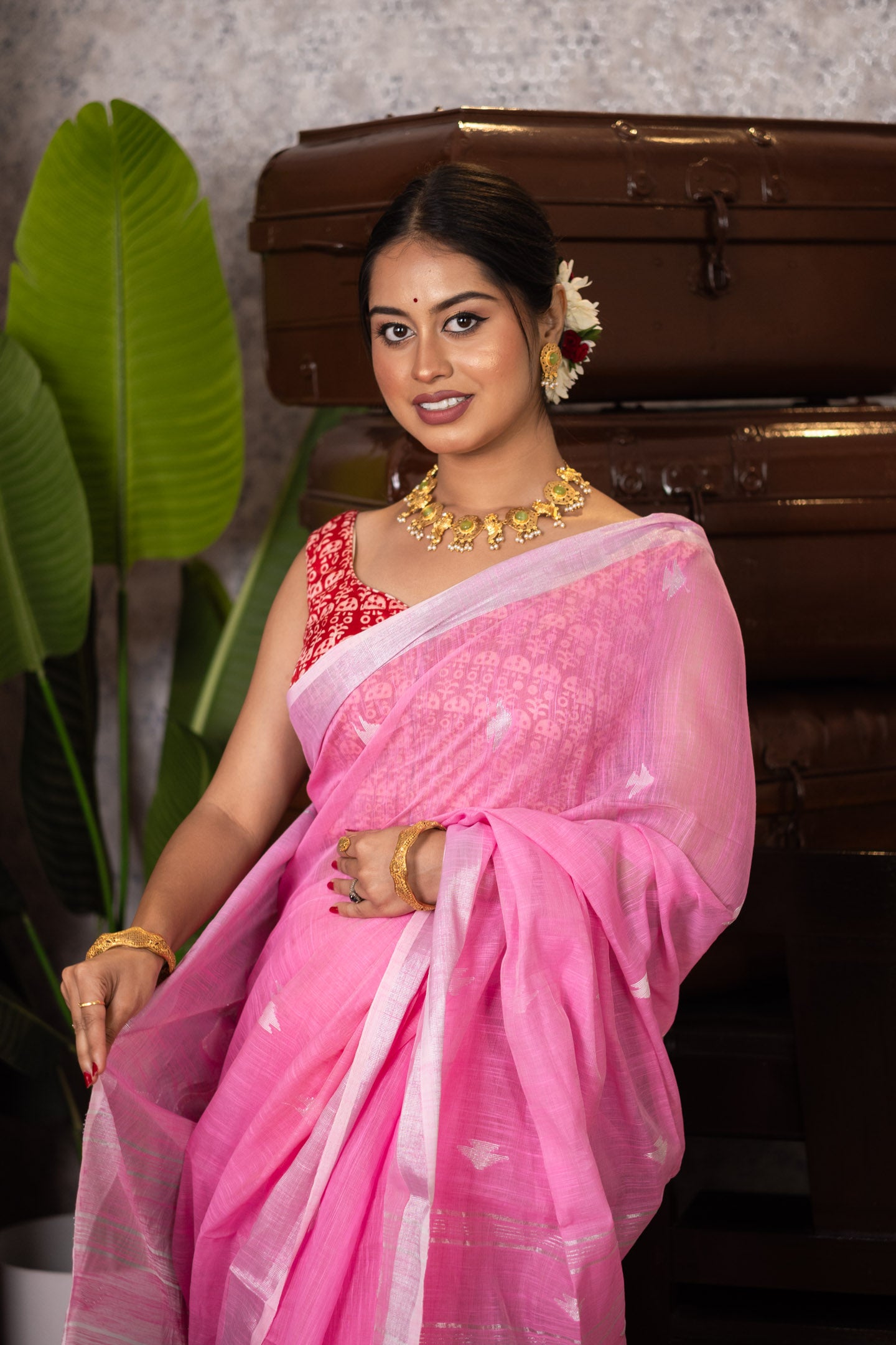 Gulaboo saree
