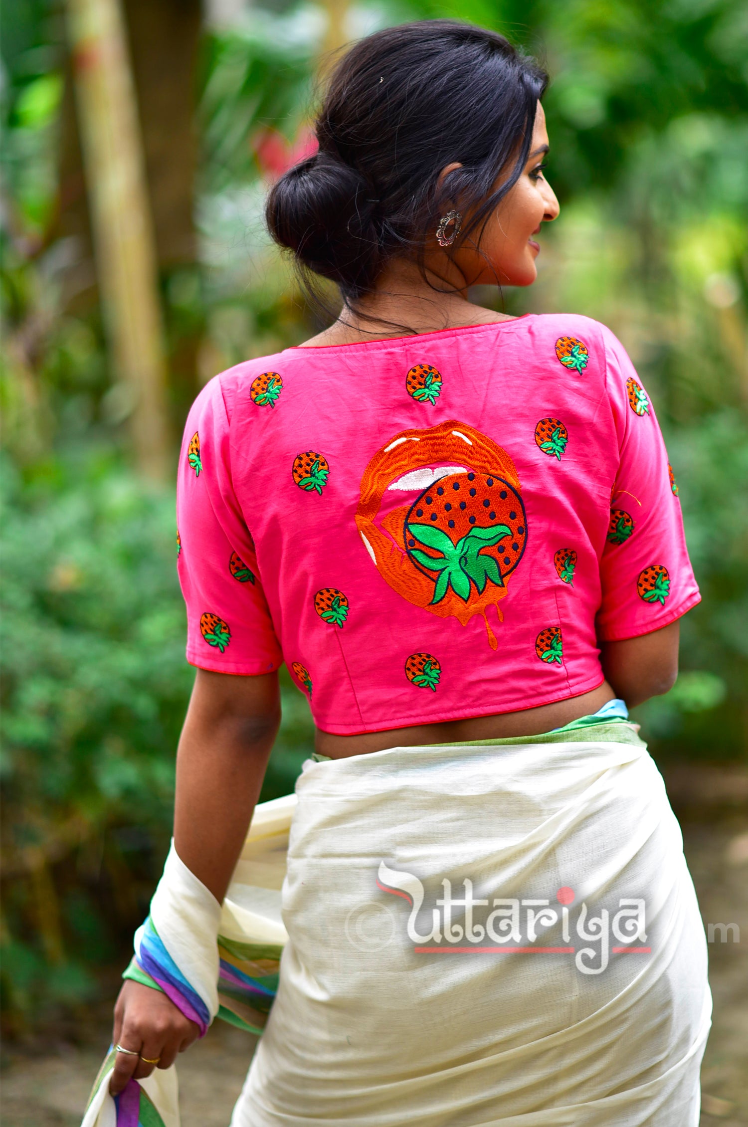 Strawberry love - Uttariya