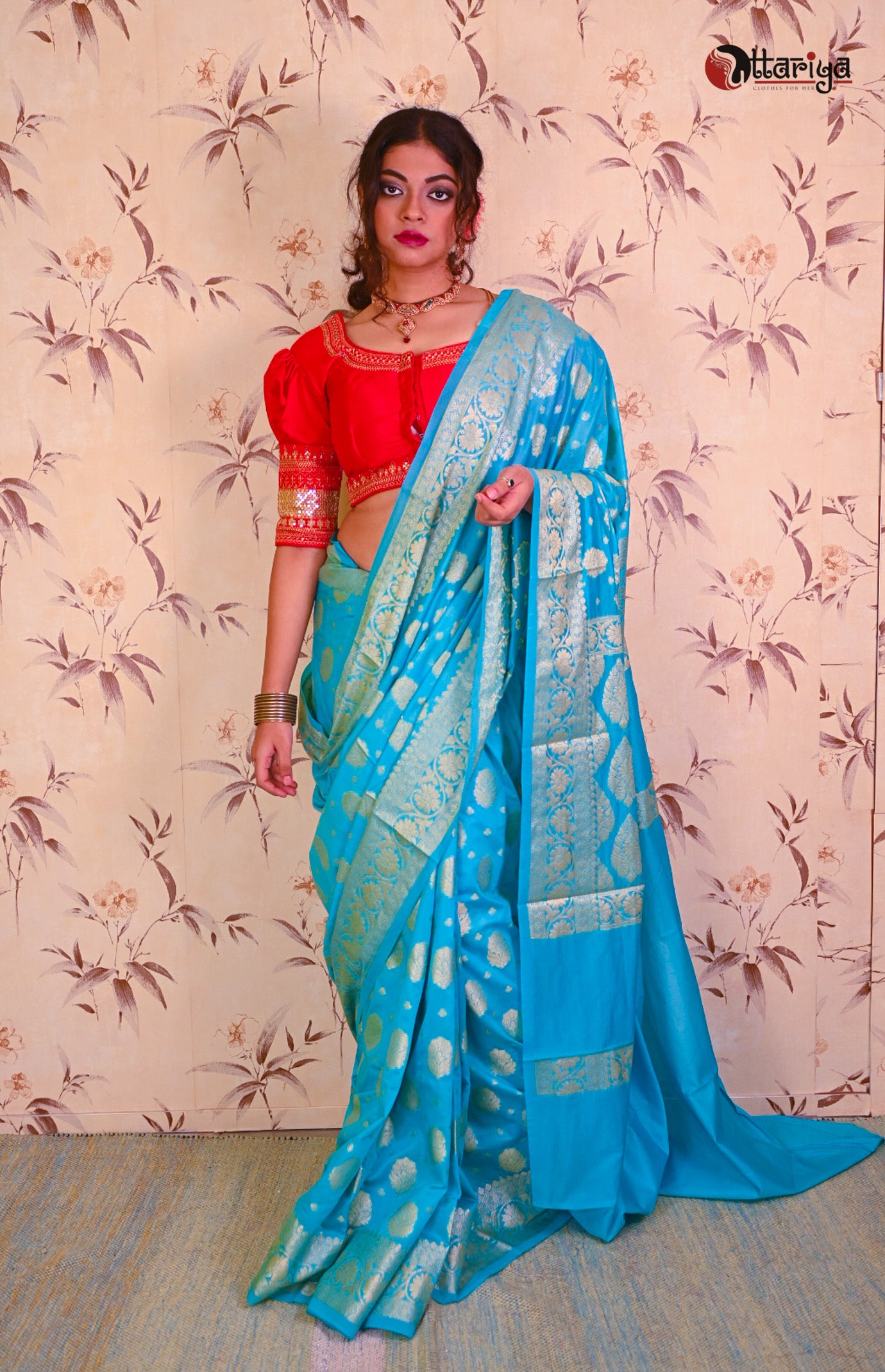 Sky the Limit Banarasi Saree - Uttariya