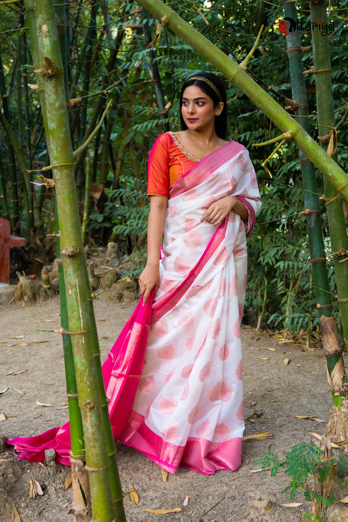 White Boond handloom Silk Saree