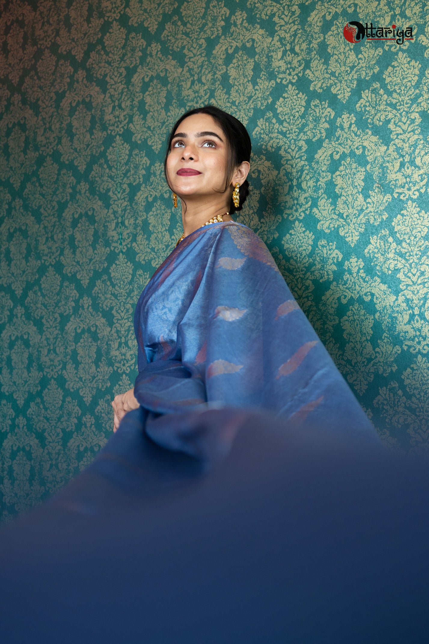 Gray Blue Banaras Silk Saree - Uttariya