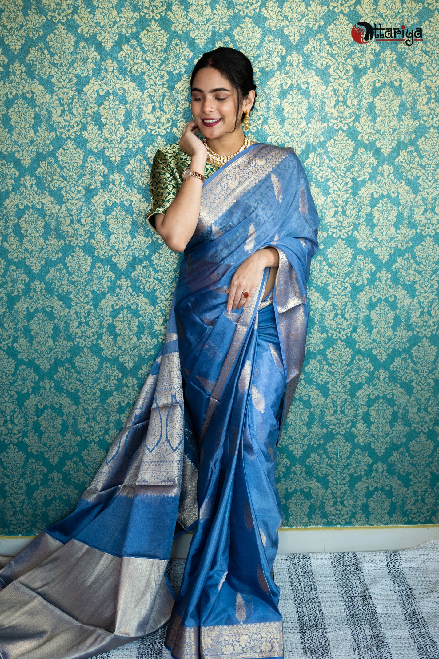 Gray Blue Banaras Silk Saree - Uttariya