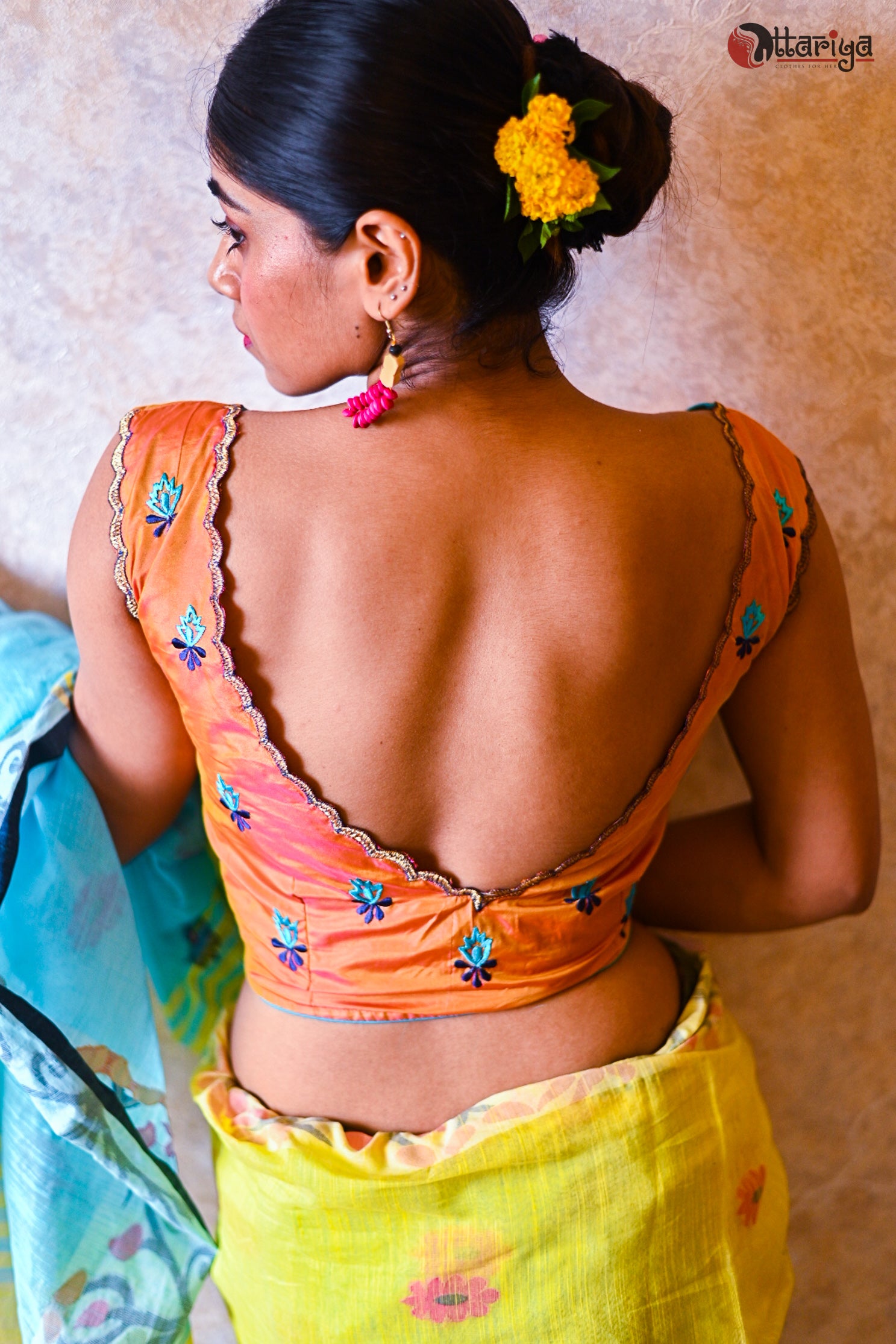 Gold to Love Blouse - Uttariya