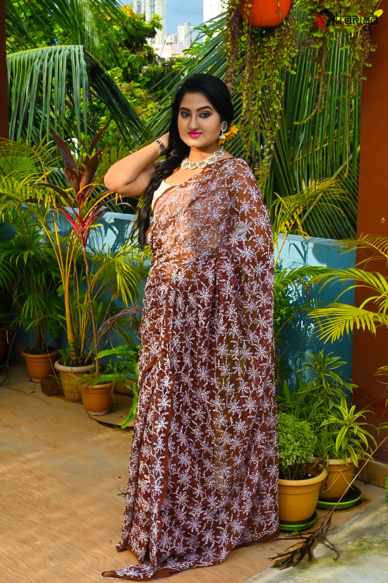 Chocolate Chikan Saree - Uttariya