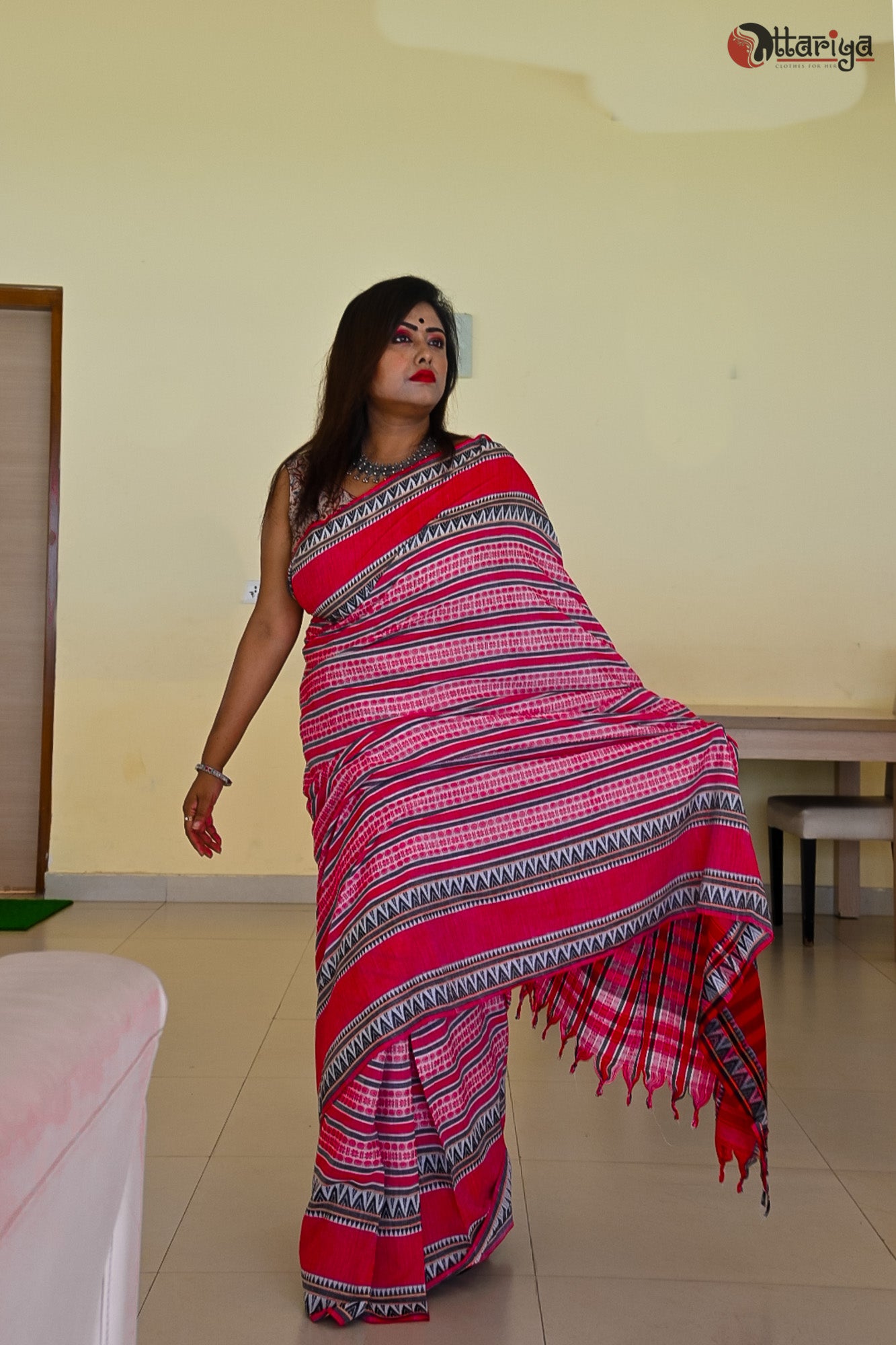 Ramaini Saree with all over woven - Uttariya