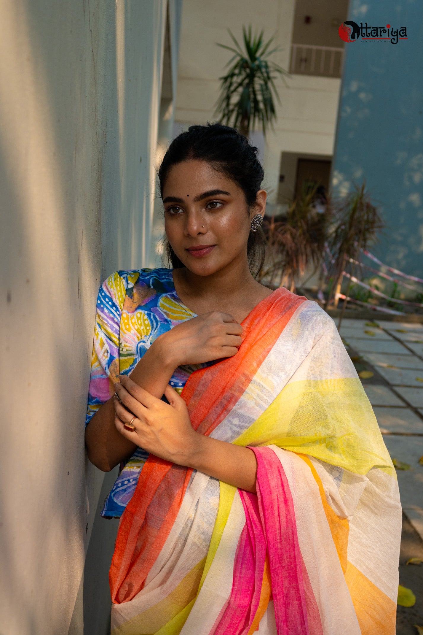 Multi Man Dreamy cotton Saree - Uttariya