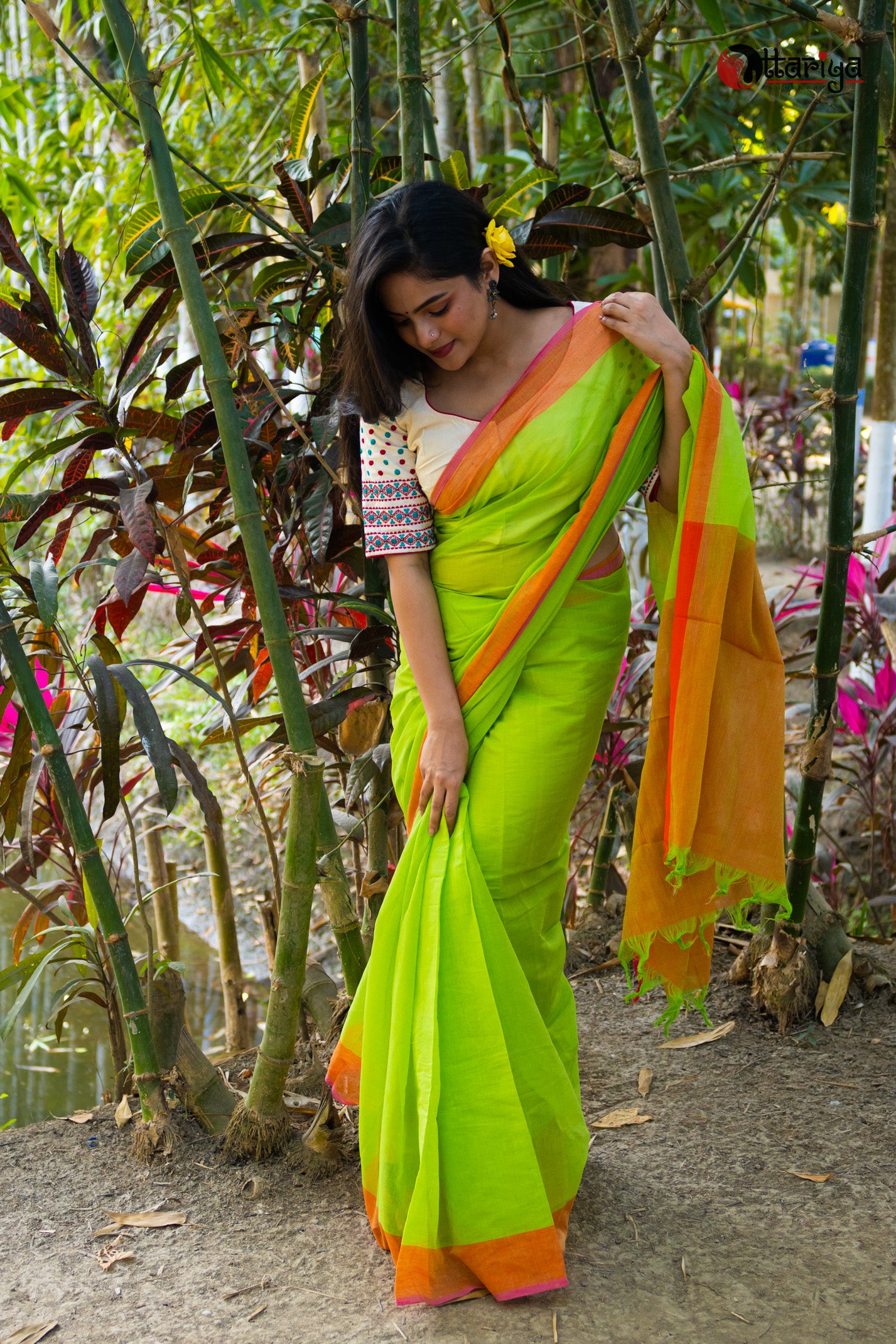 Lime on the hill Saree - Uttariya