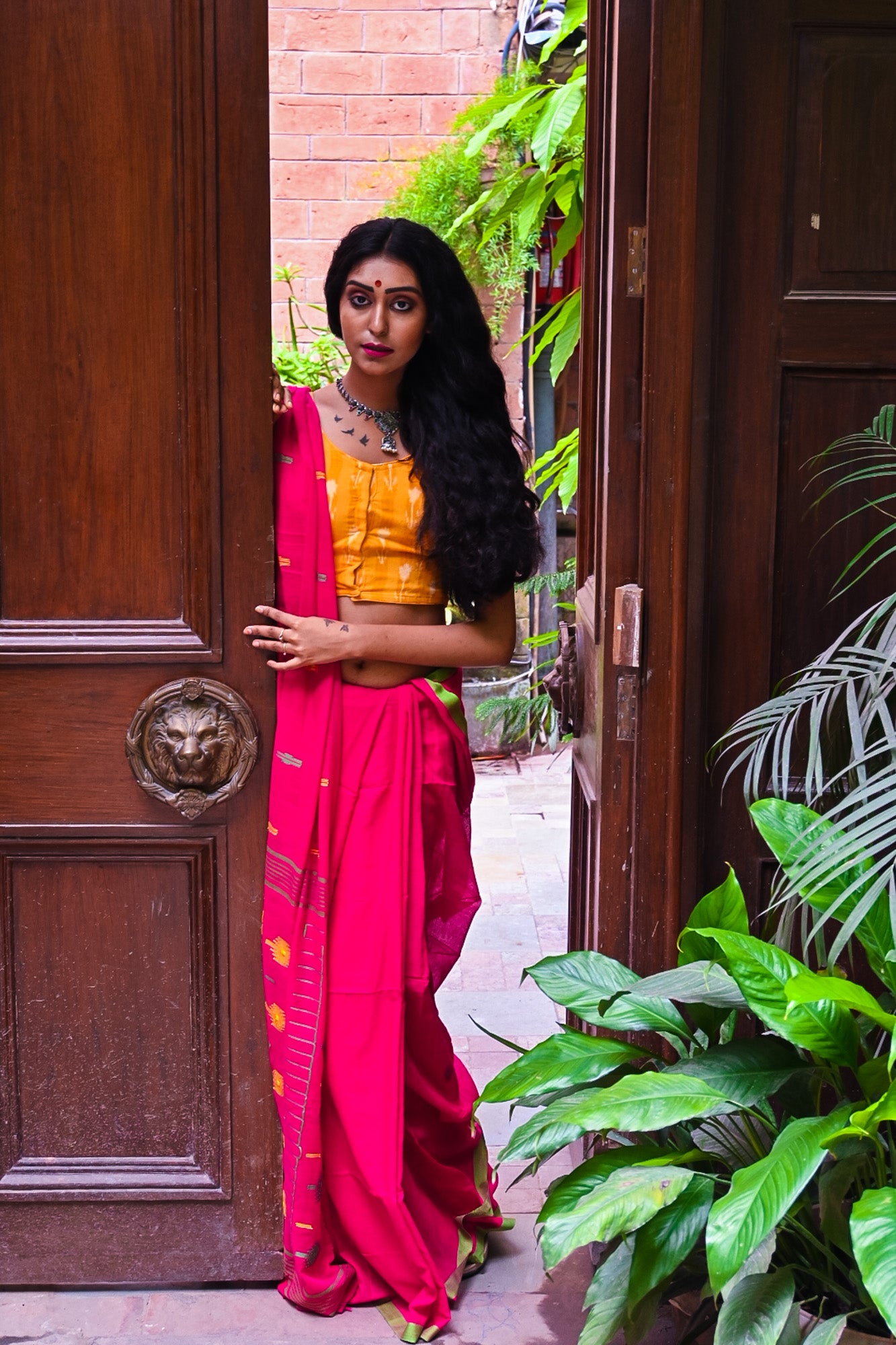 Rani Jamdani Saree - Uttariya
