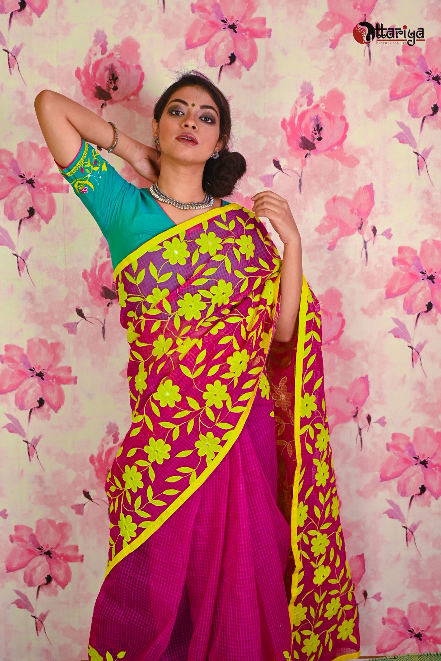 Maroon Kathiwari Saree - Uttariya