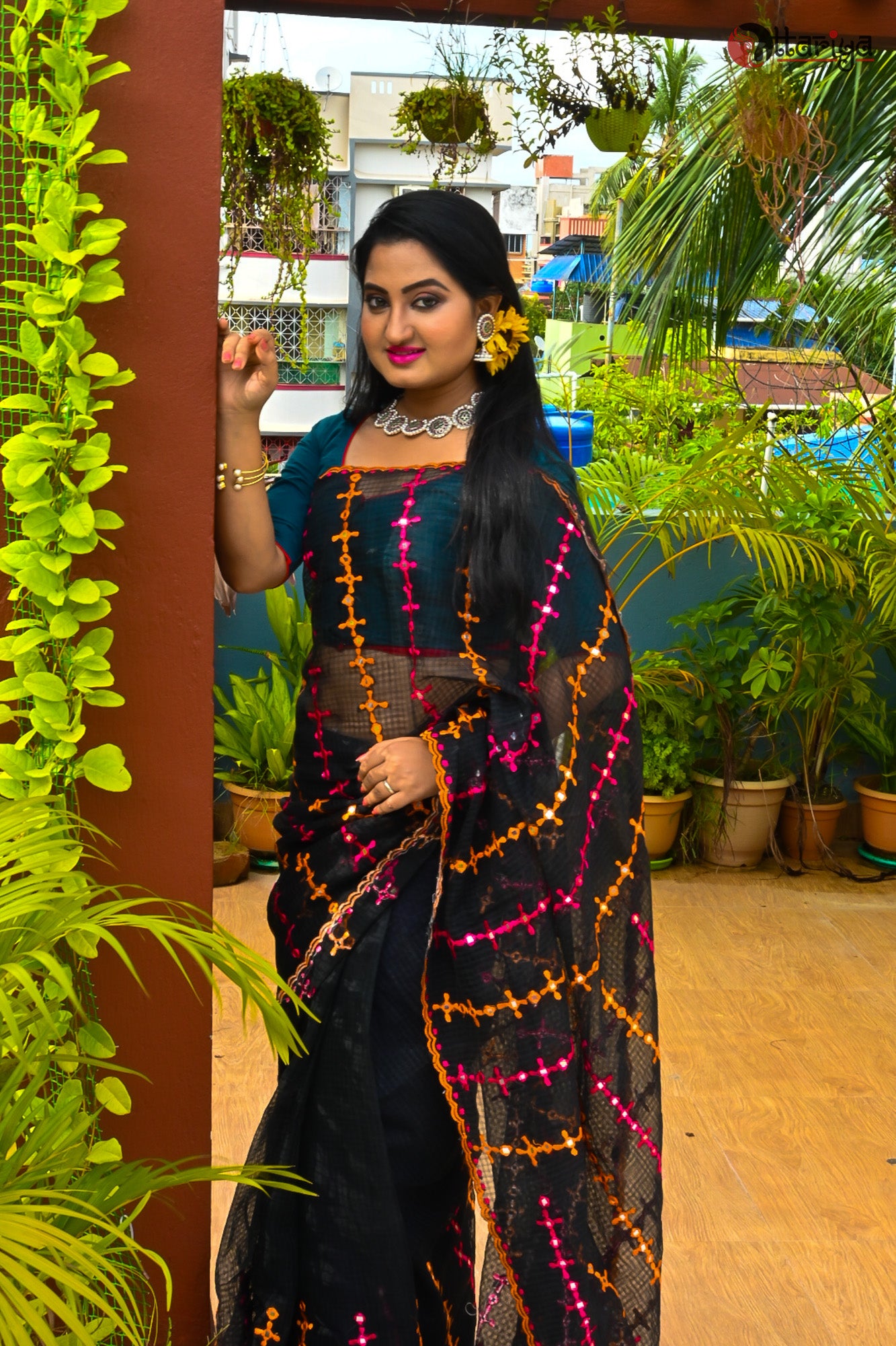 Black Mirron All over Saree - Uttariya