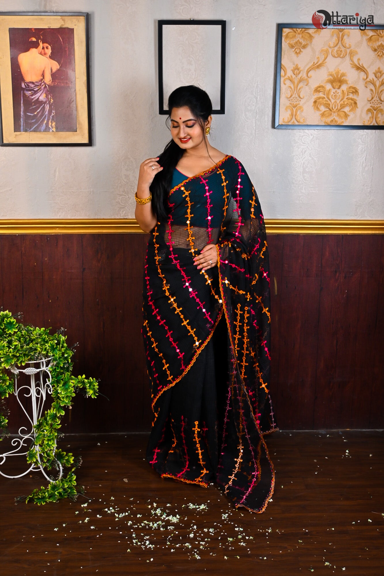 Black Mirron All over Saree - Uttariya