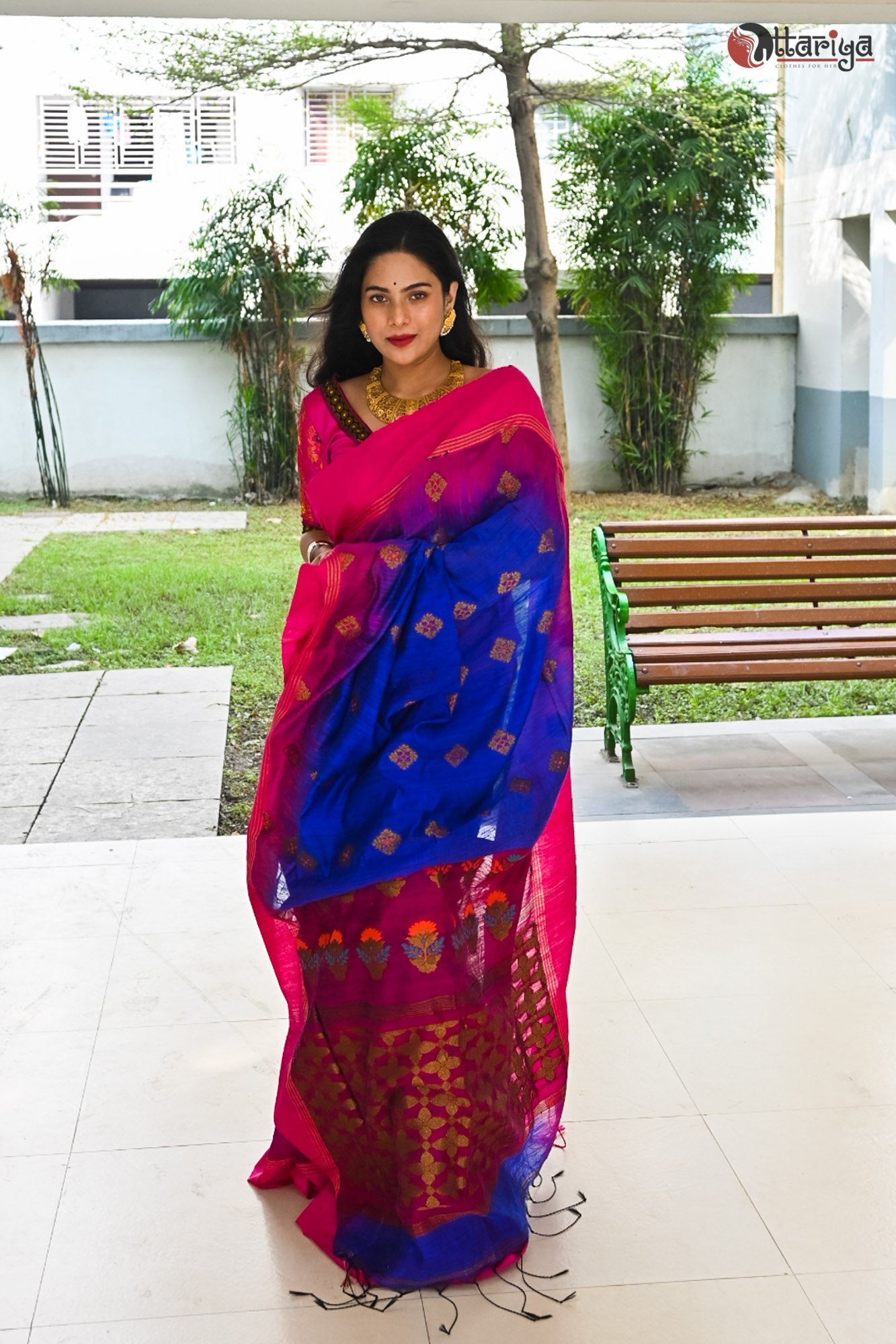 Blue matka Silk Saree - Uttariya