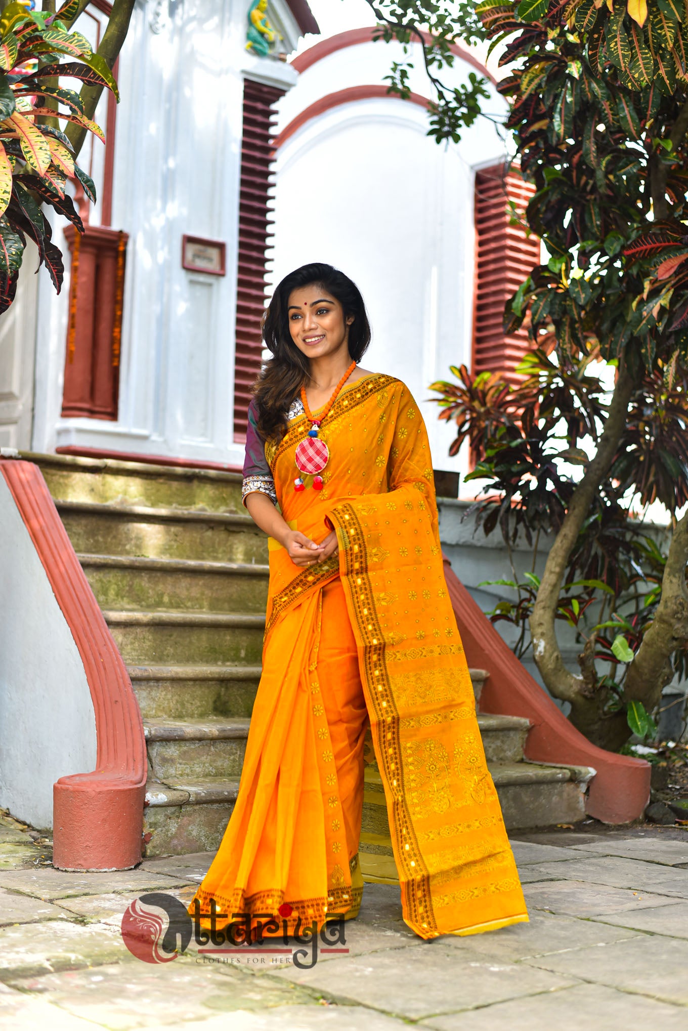 Yolk Cotton Baluchari Saree - Uttariya