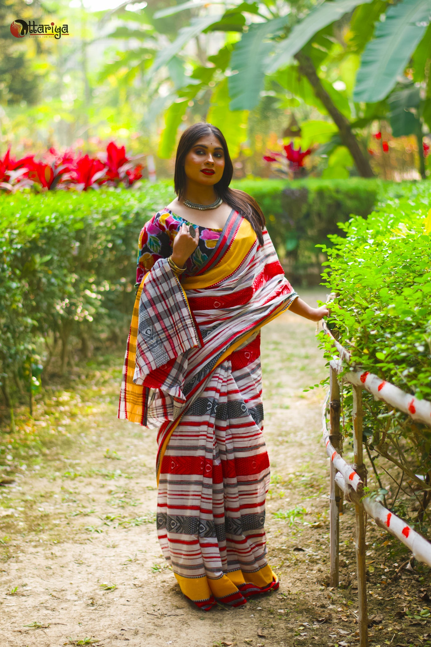 Heavenly Gossamer Saree - Uttariya