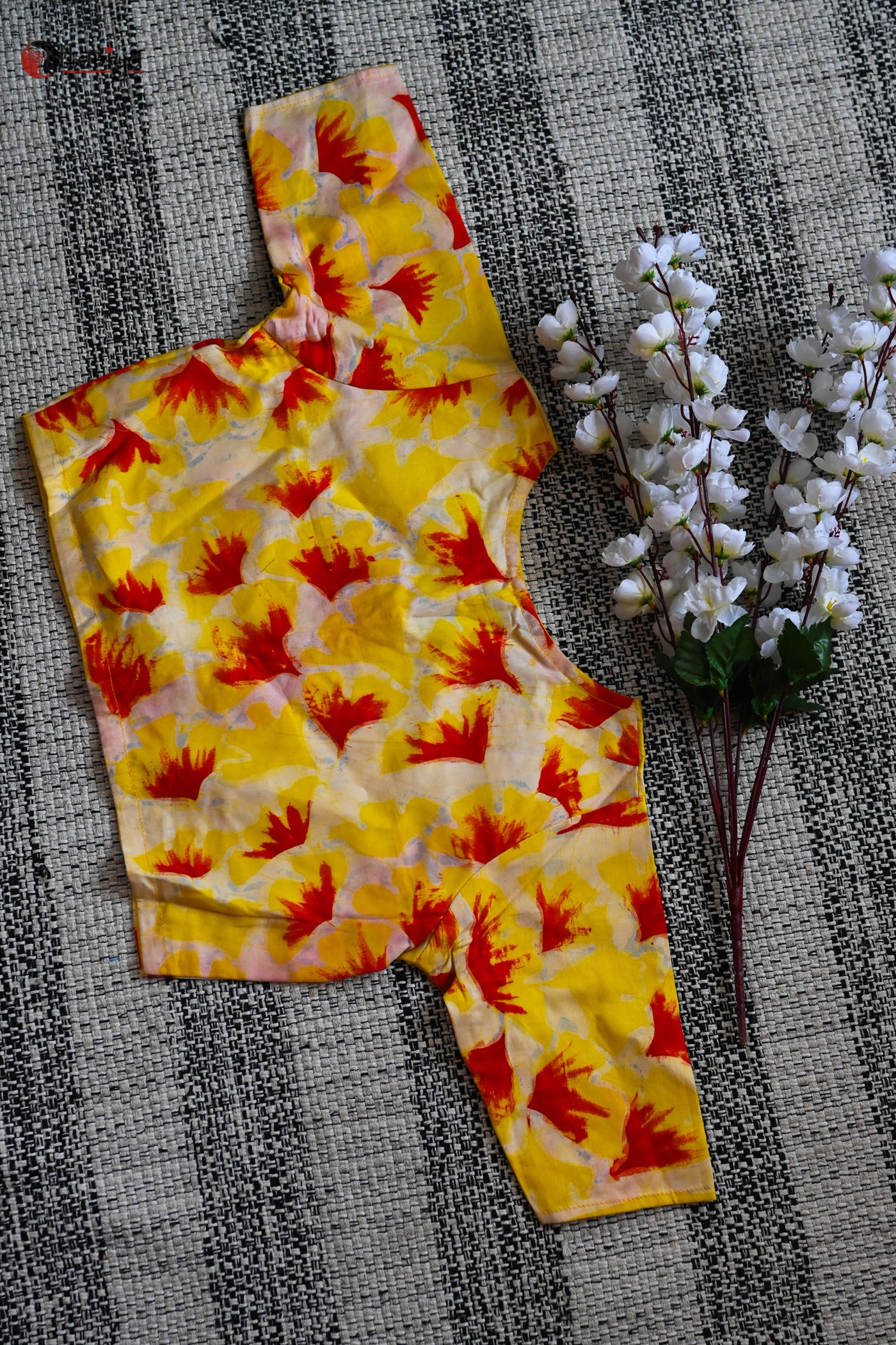 Agun Blouse - Uttariya