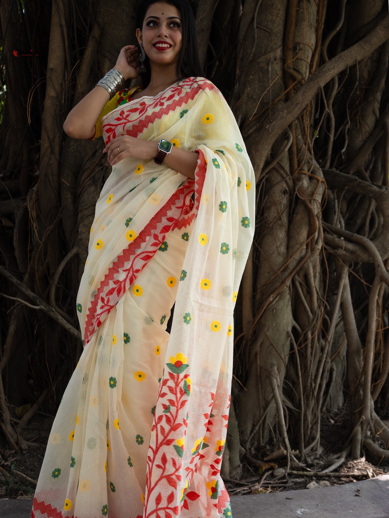 Khadi Jamdani Saree in red white