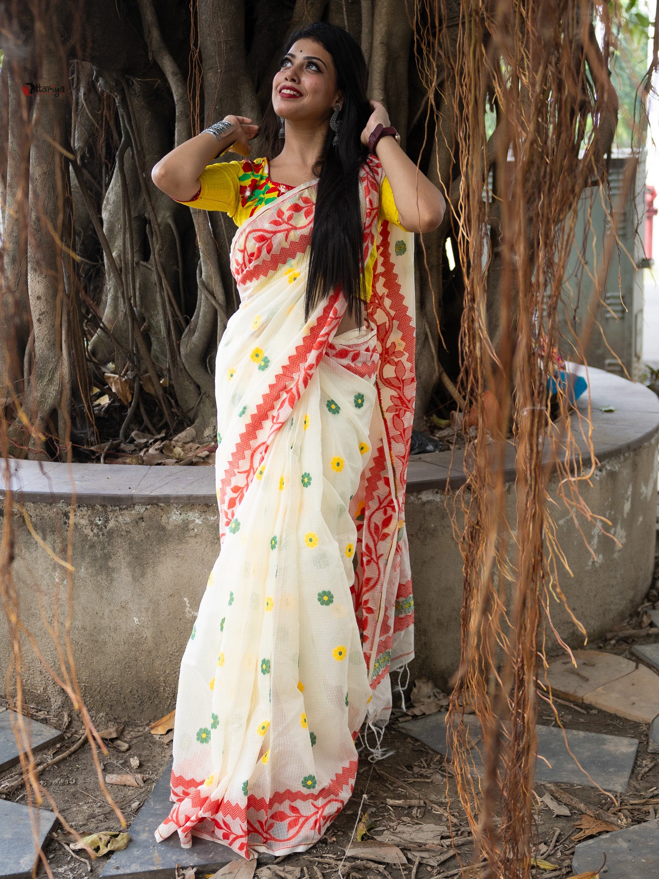 Khadi Jamdani Saree in red white