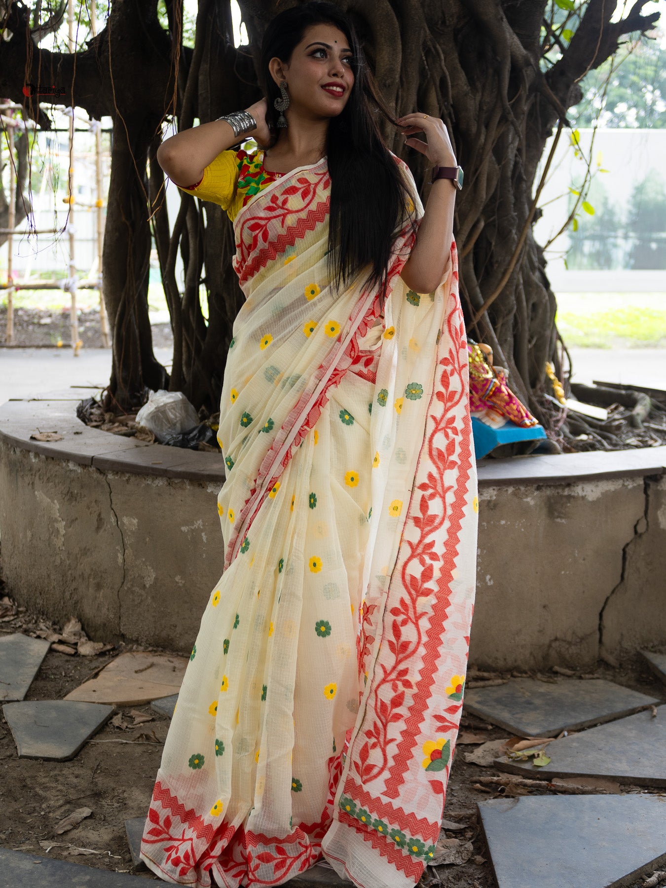 Khadi Jamdani Saree in red white