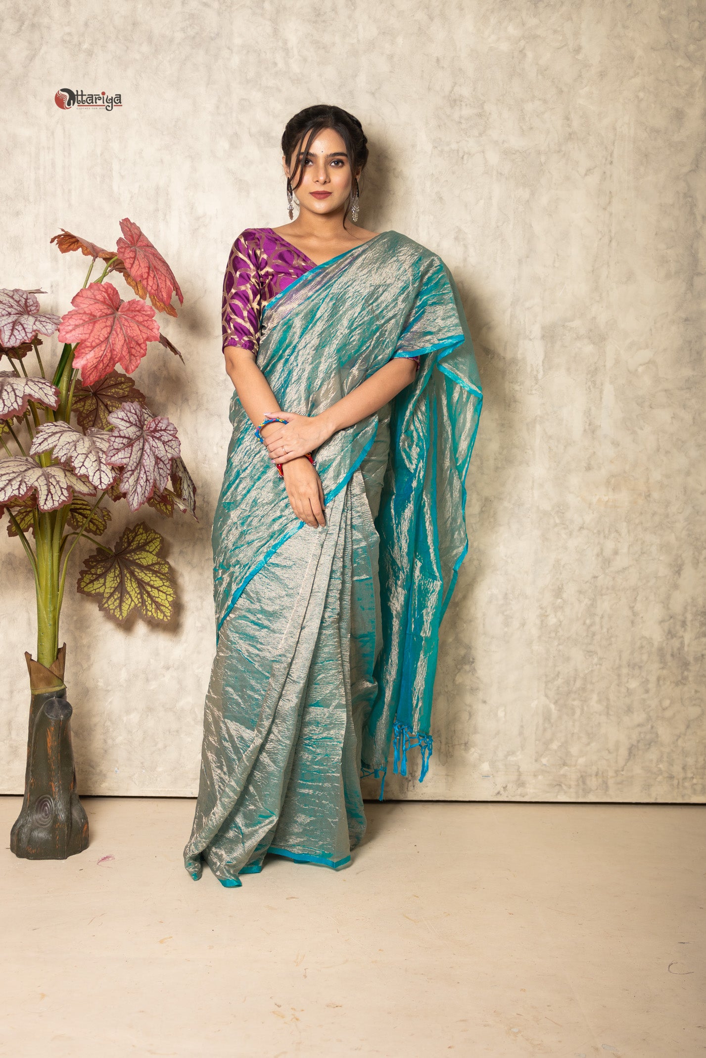 CrinkleGlow Delight Saree