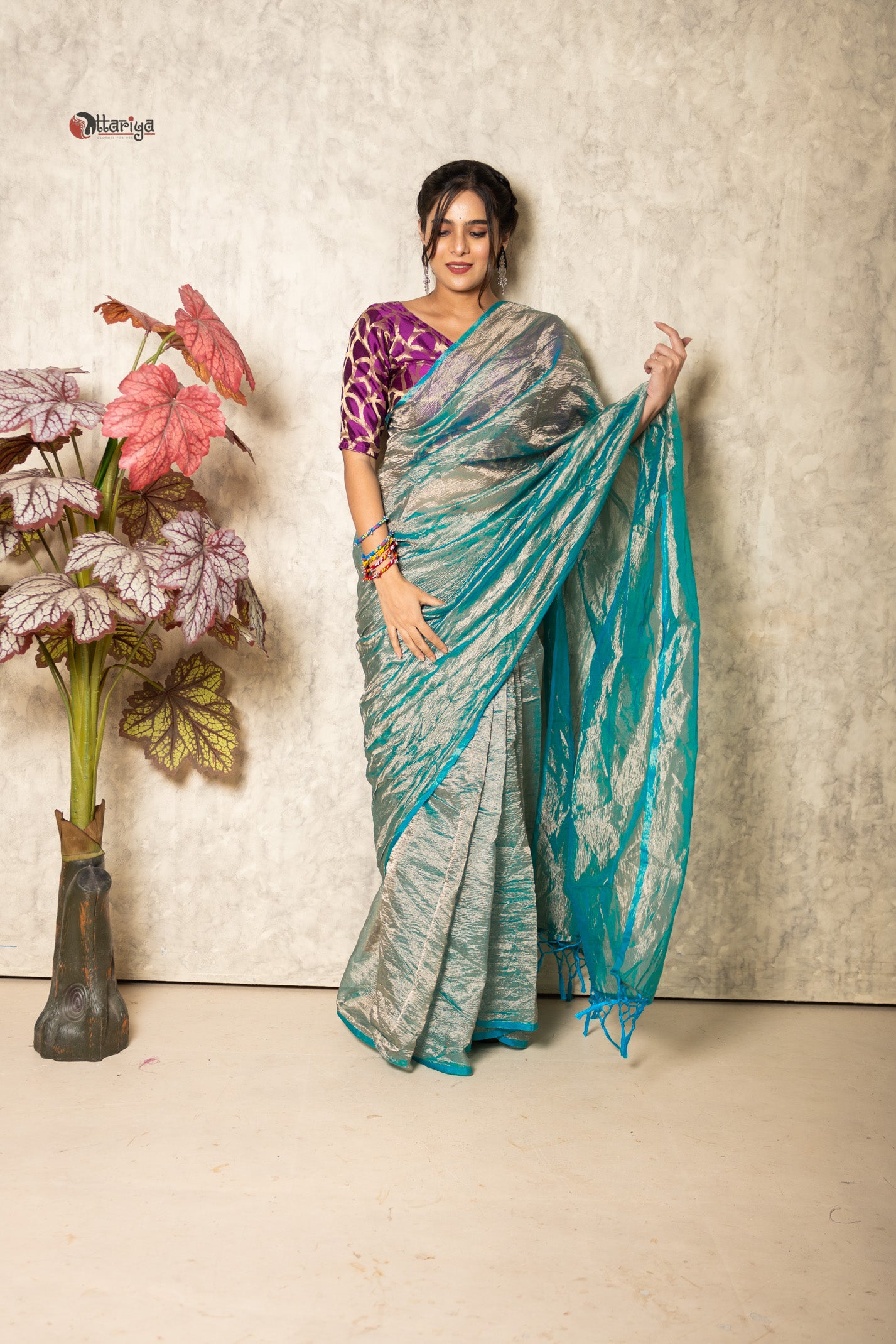 CrinkleGlow Delight Saree